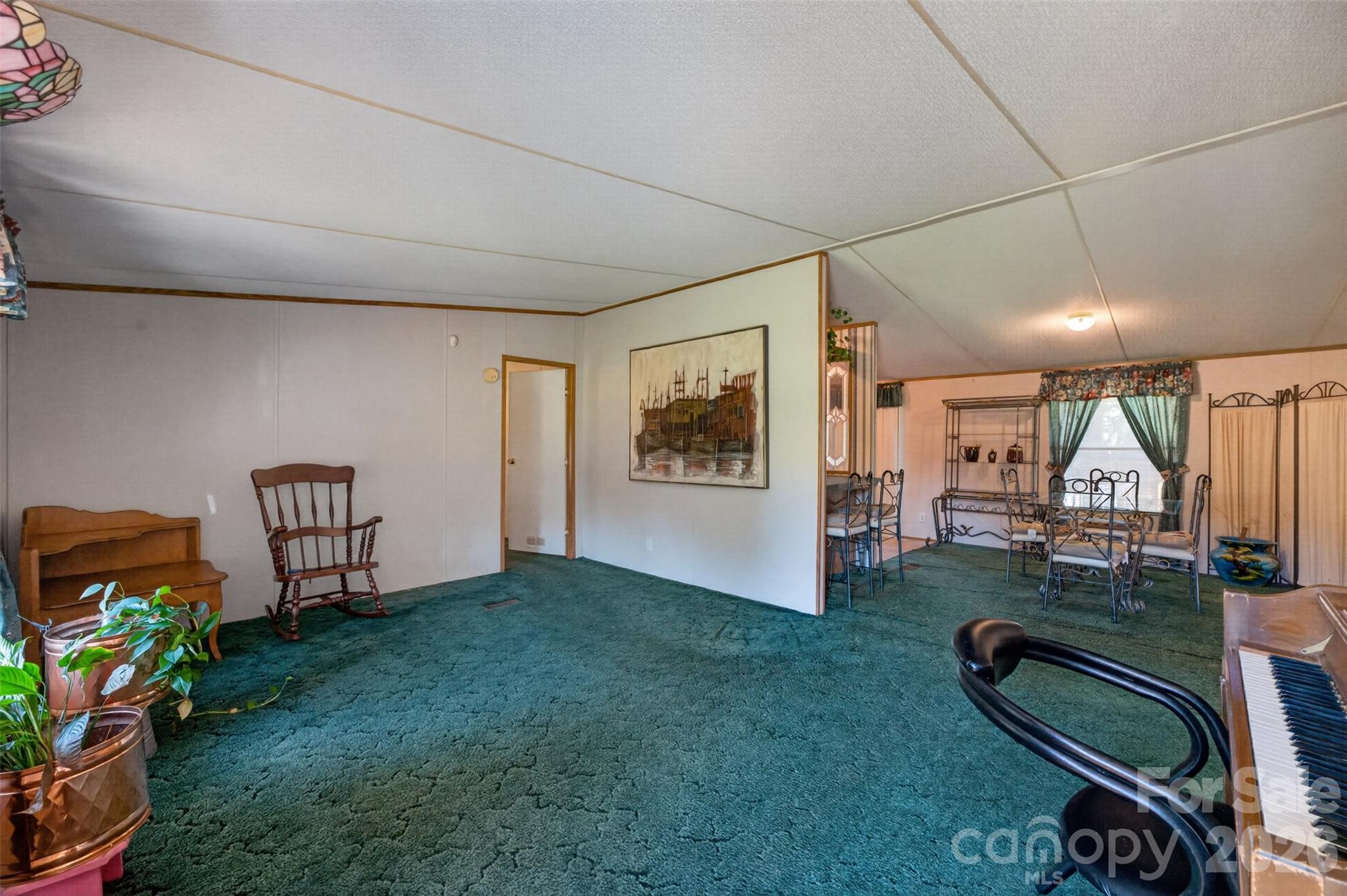 4632 Belvedere Drive Property Photo 6