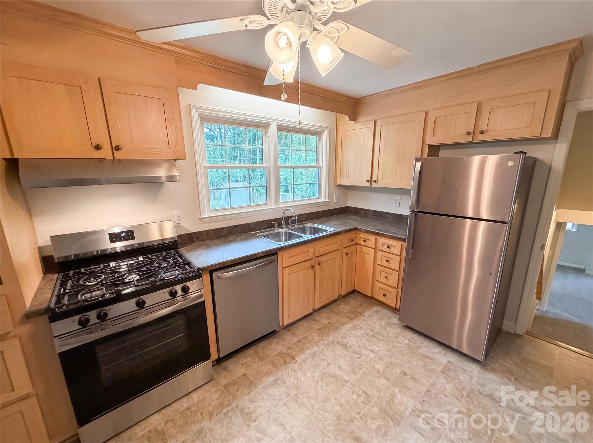 5410 Sharon Road Property Photo 11