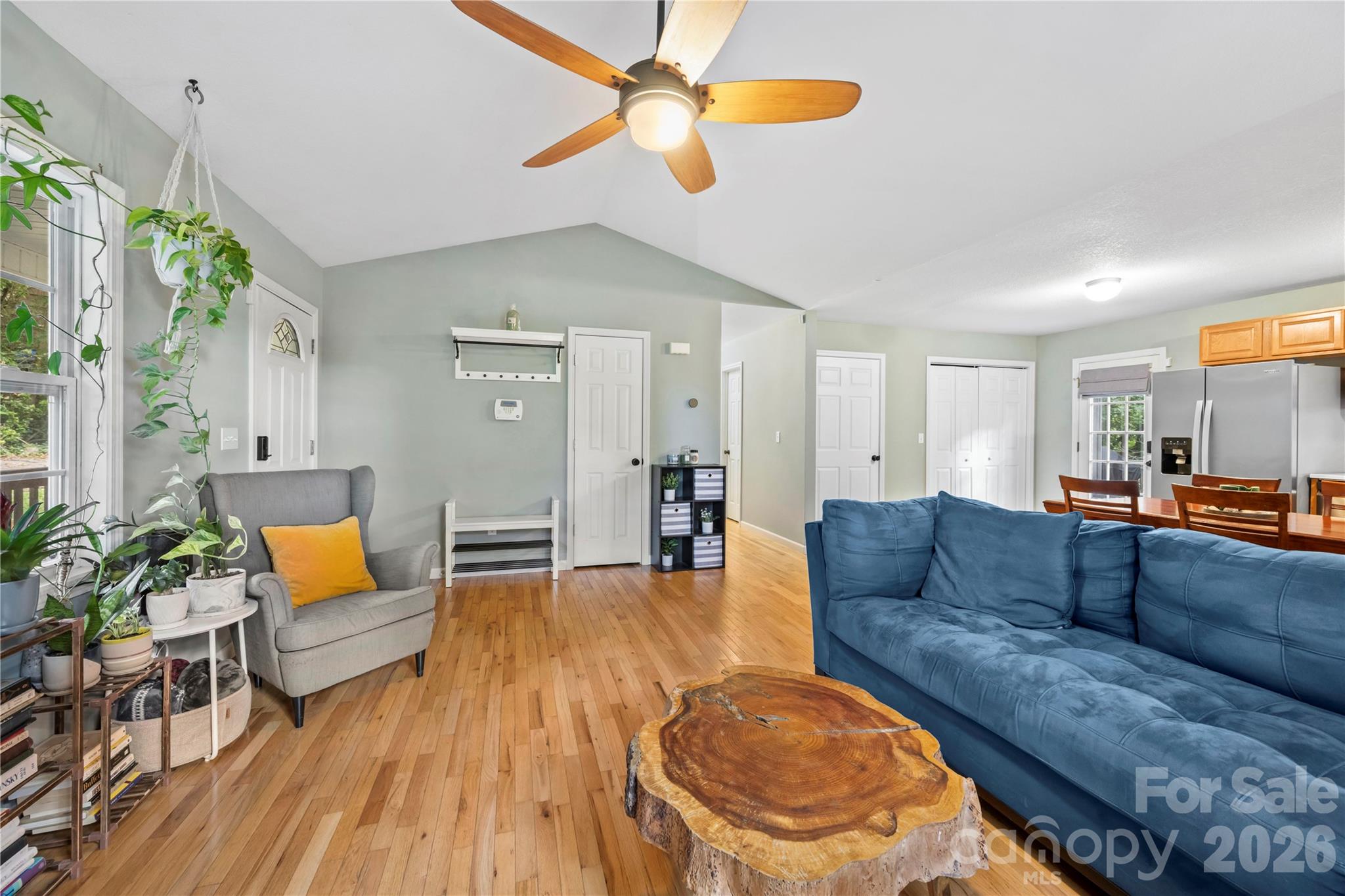 11 W Raleigh Road Property Photo 7