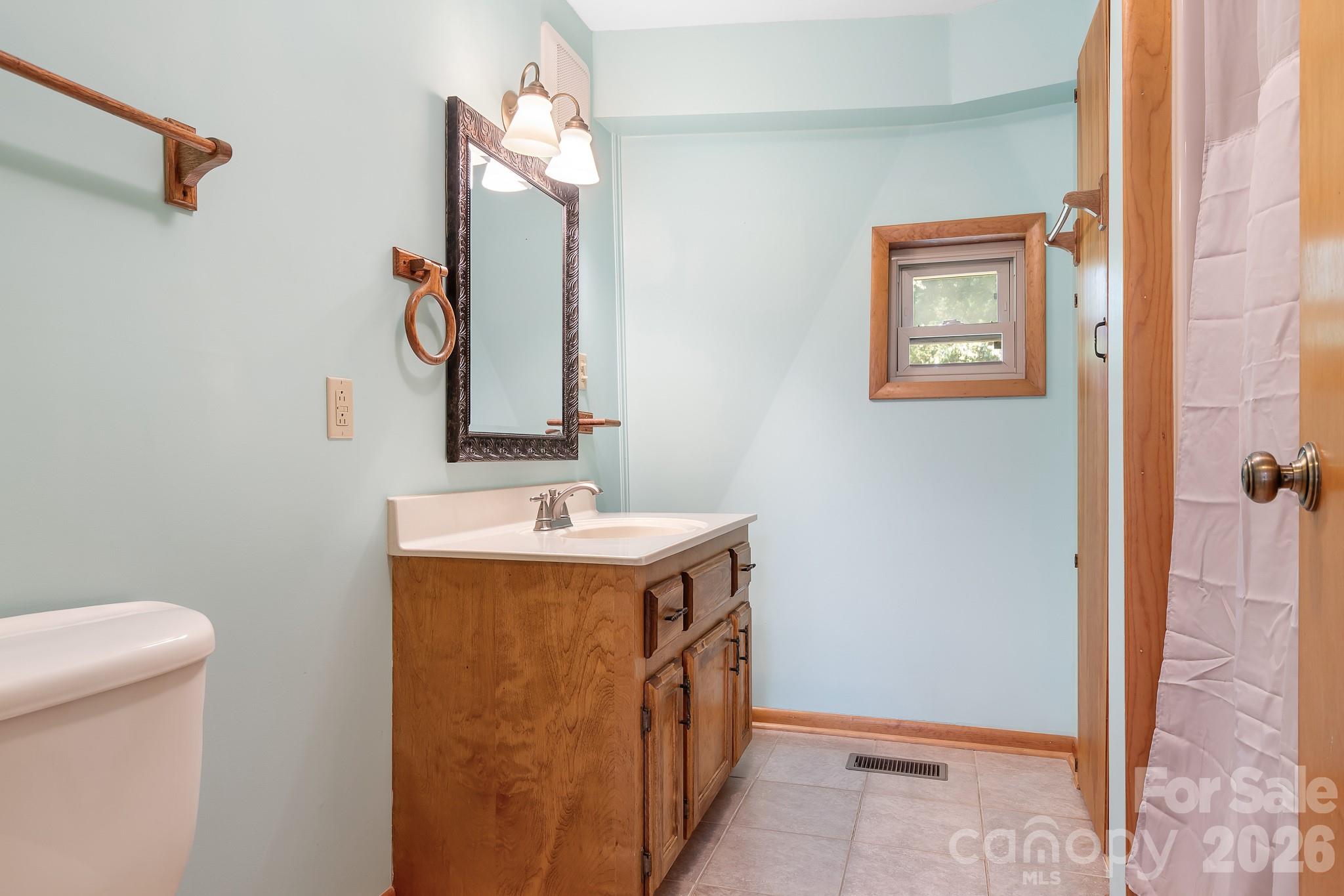 6351 Wildwood Trail Property Photo 12