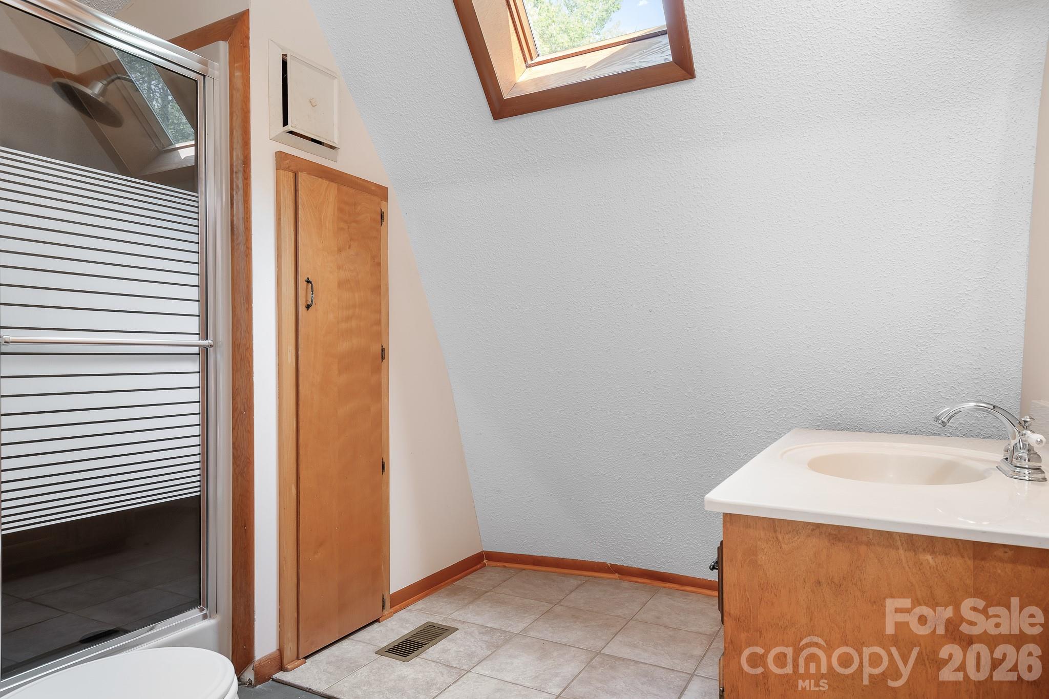 6351 Wildwood Trail Property Photo 18