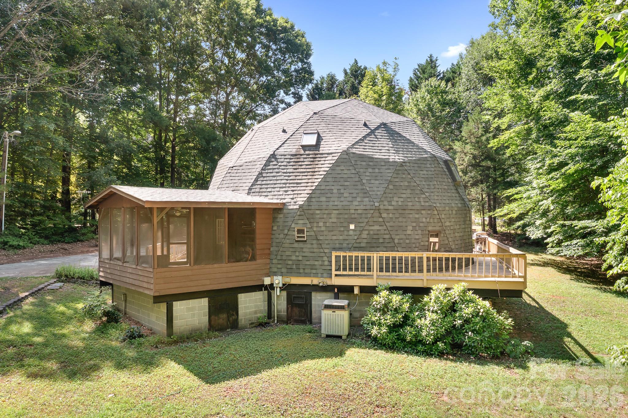 6351 Wildwood Trail Property Photo 27