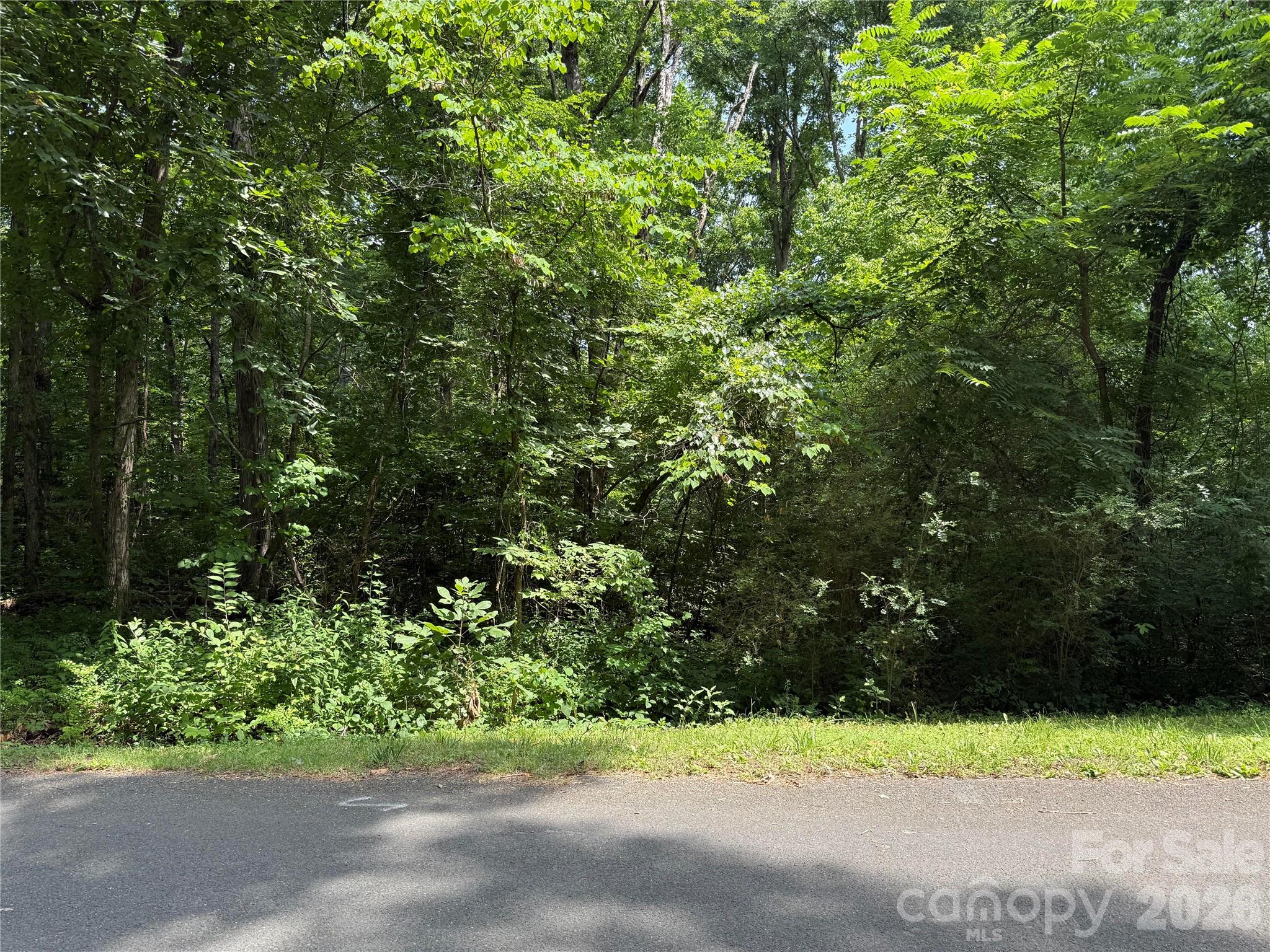 9562 Regent Drive Property Photo 3