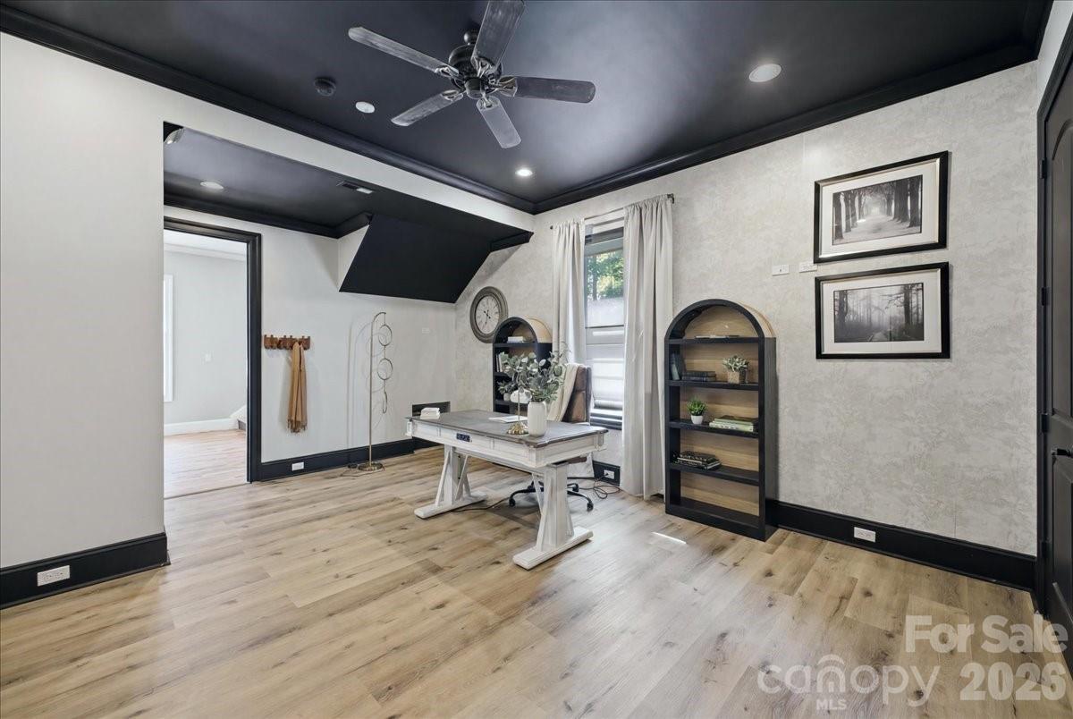 1500 Pine Bluff Court Property Photo 17