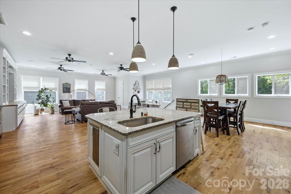 1500 Pine Bluff Court Property Photo 24