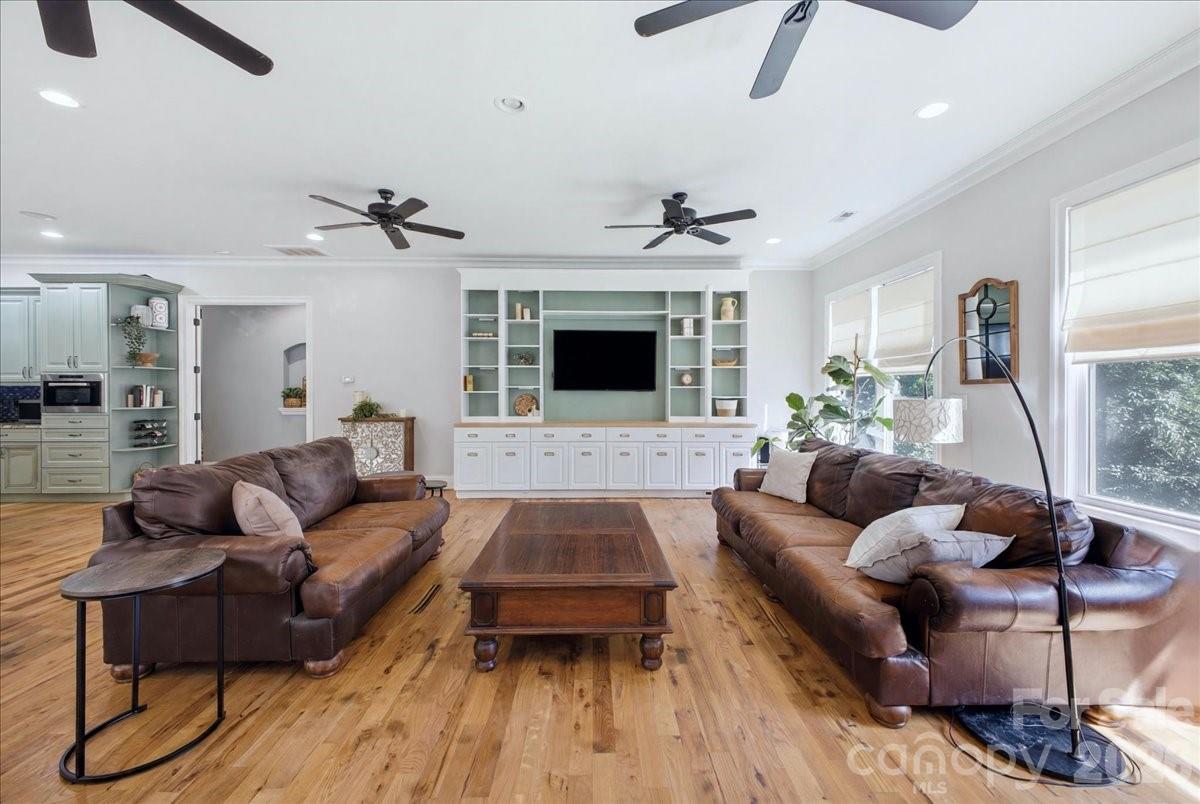 1500 Pine Bluff Court Property Photo 25