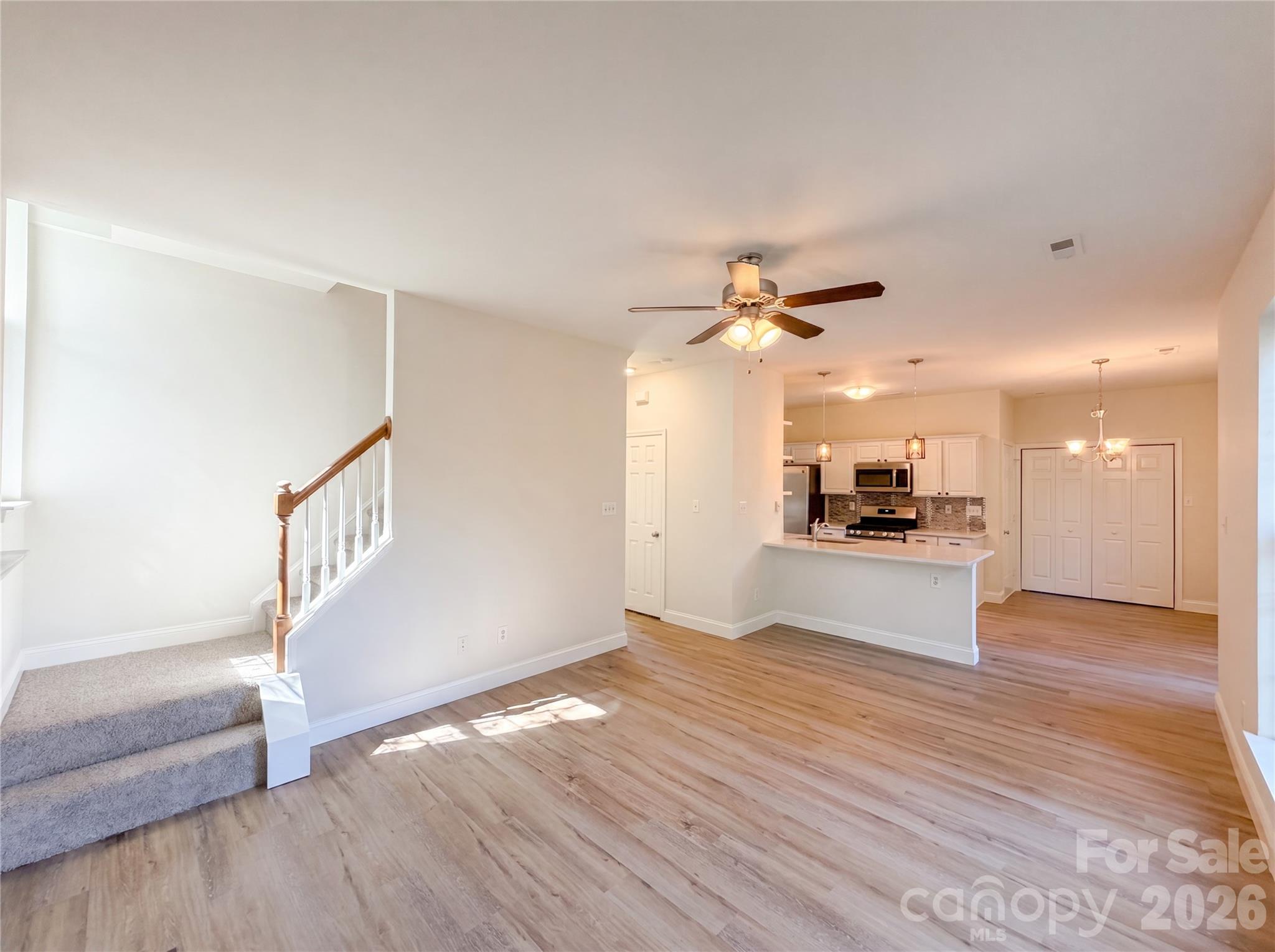 6101 Trevor Simpson Drive Property Photo 4