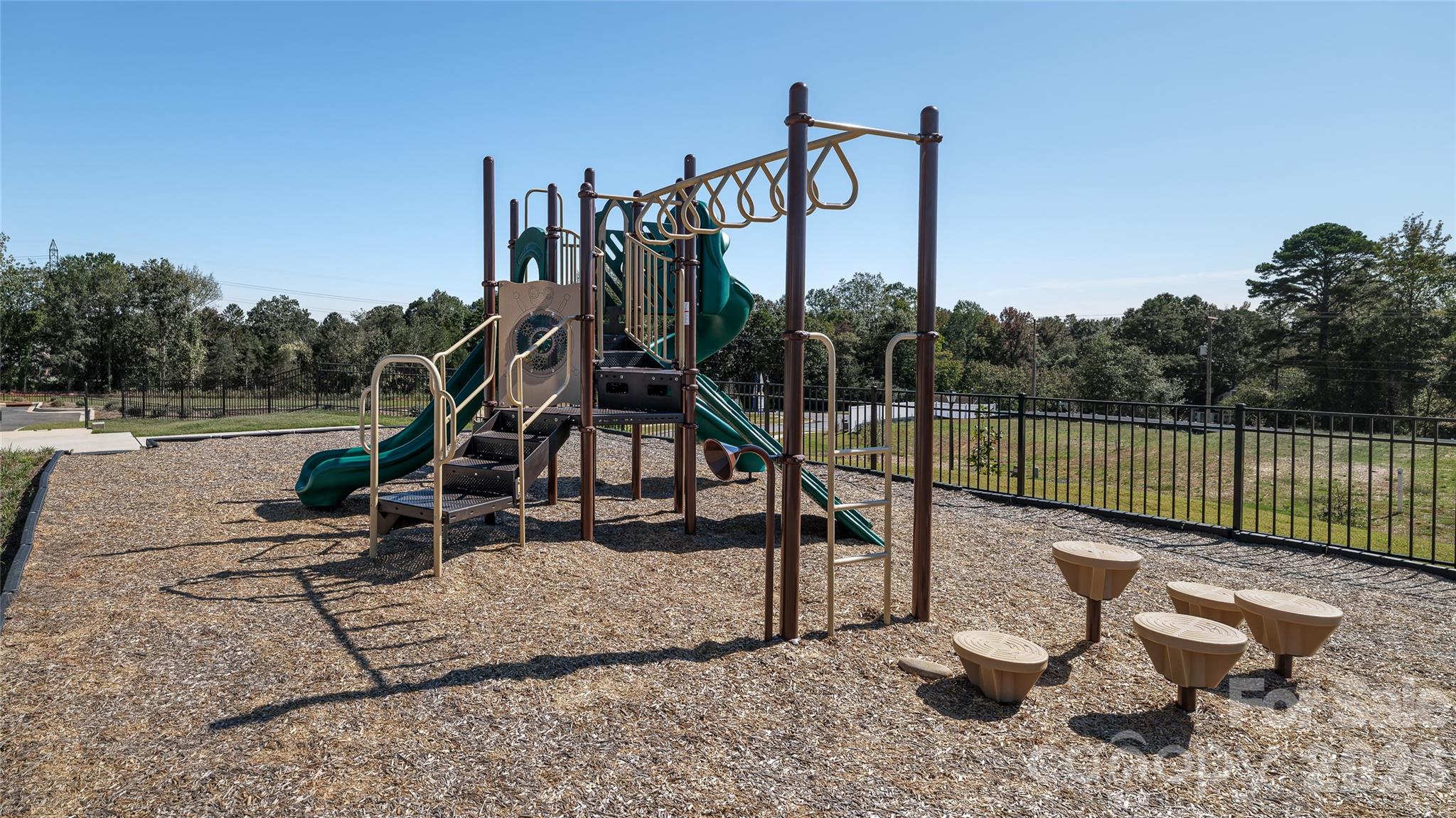 15020 Murrelet Way Property Photo 9