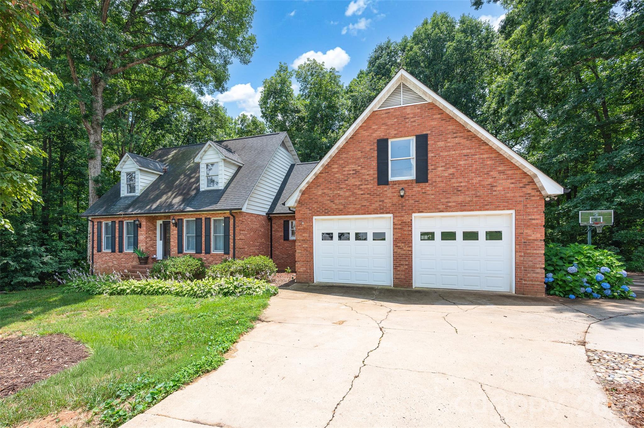 452 Faith Road Property Photo 1