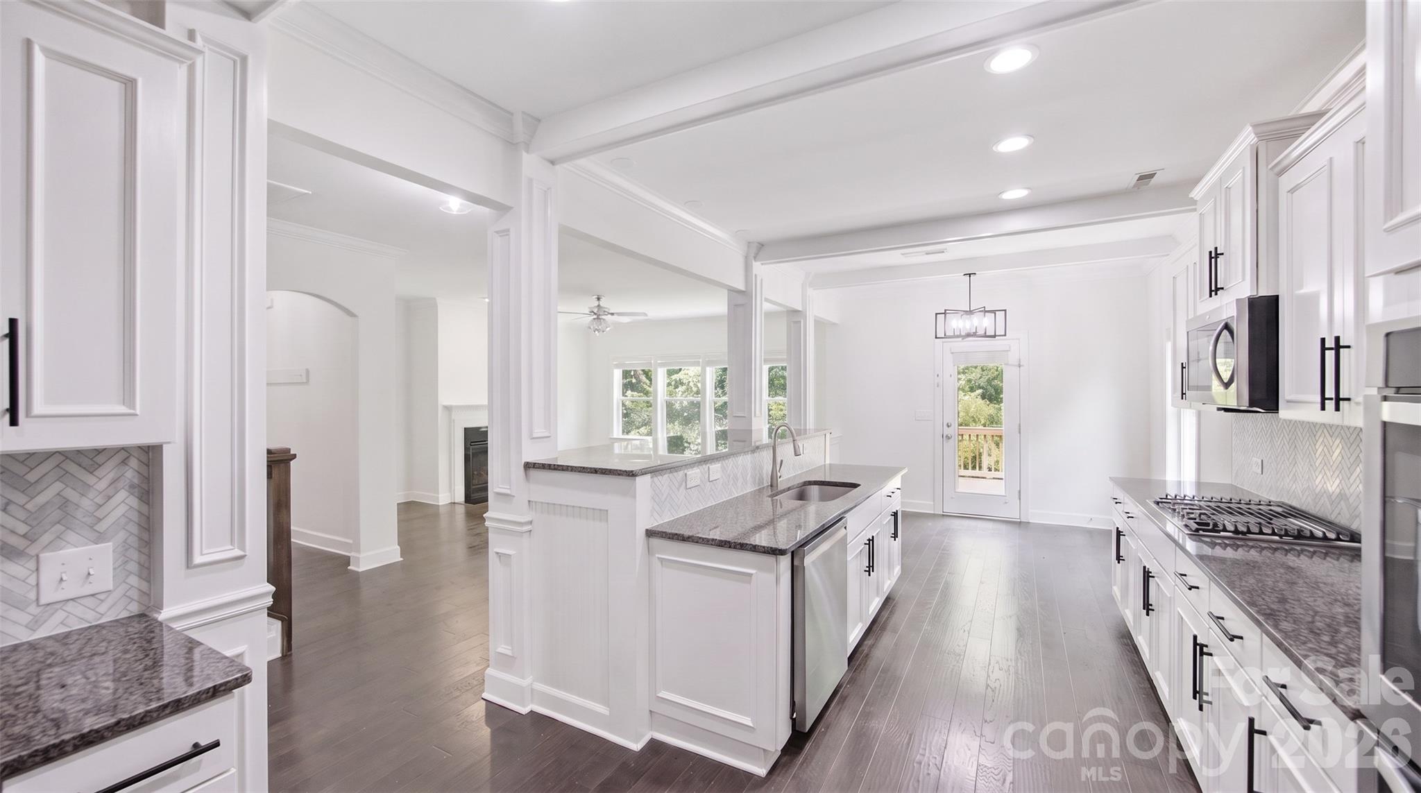 423 Fischer Road Property Photo 7