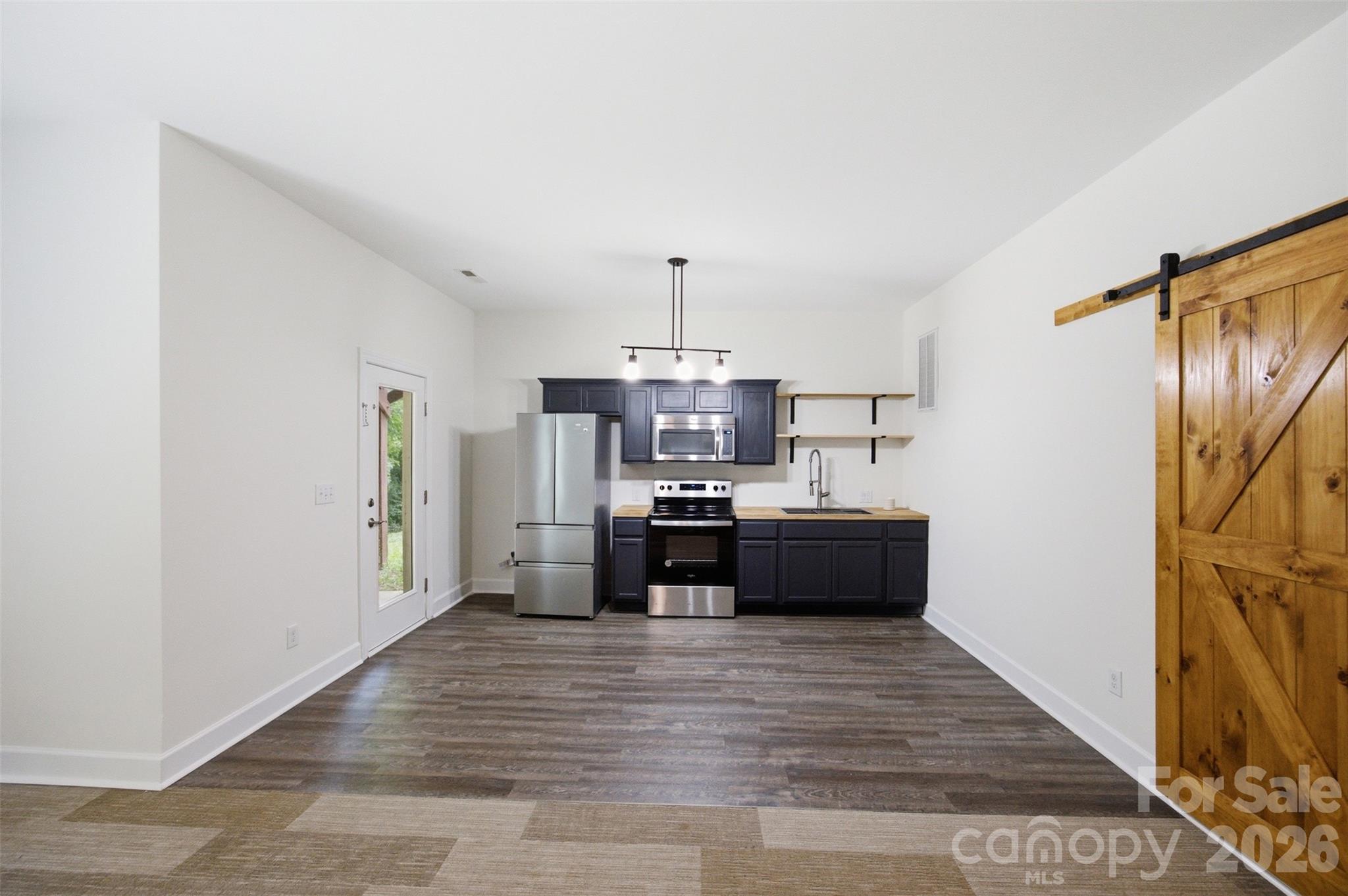 423 Fischer Road Property Photo 30