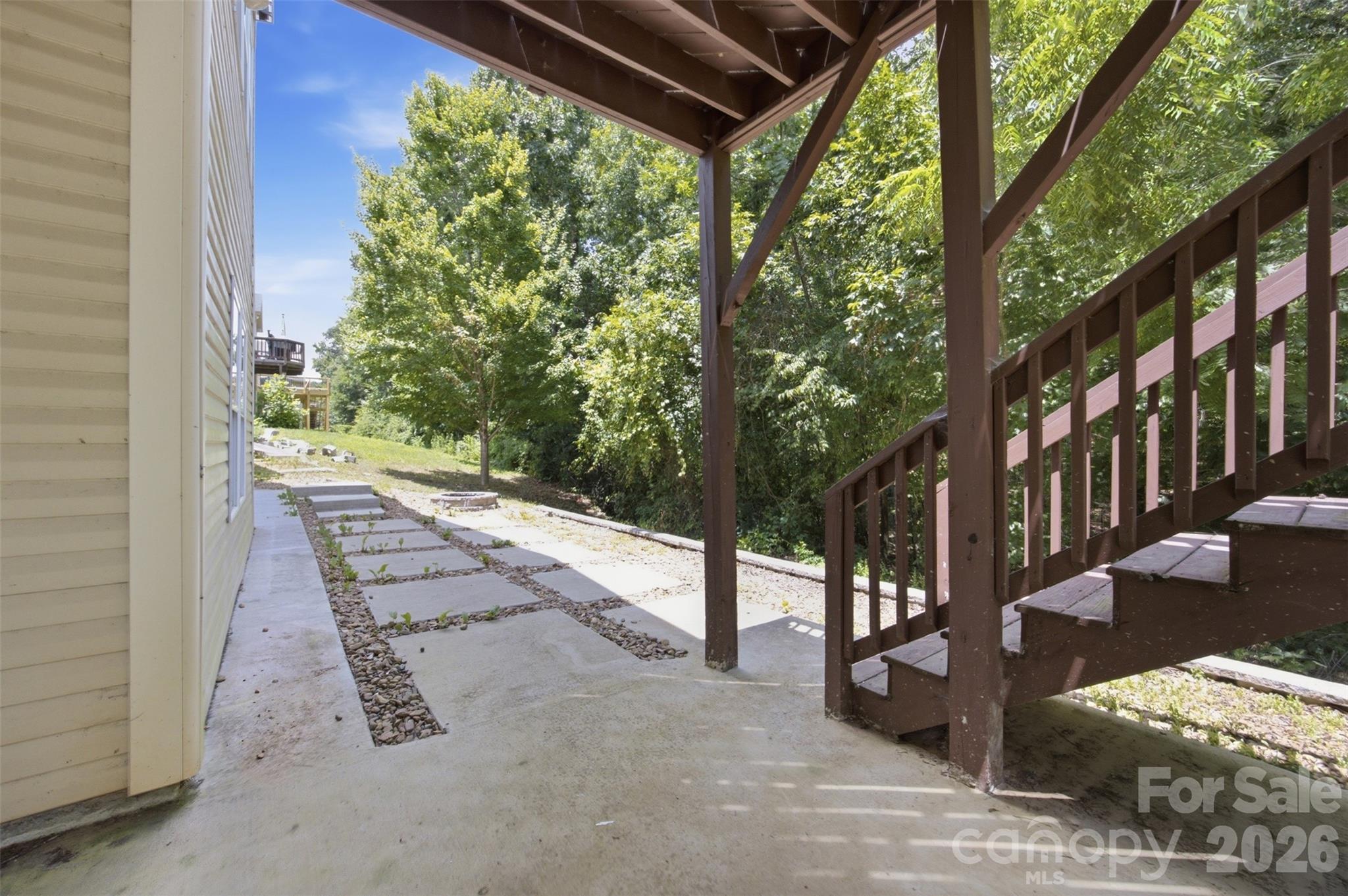 423 Fischer Road Property Photo 35