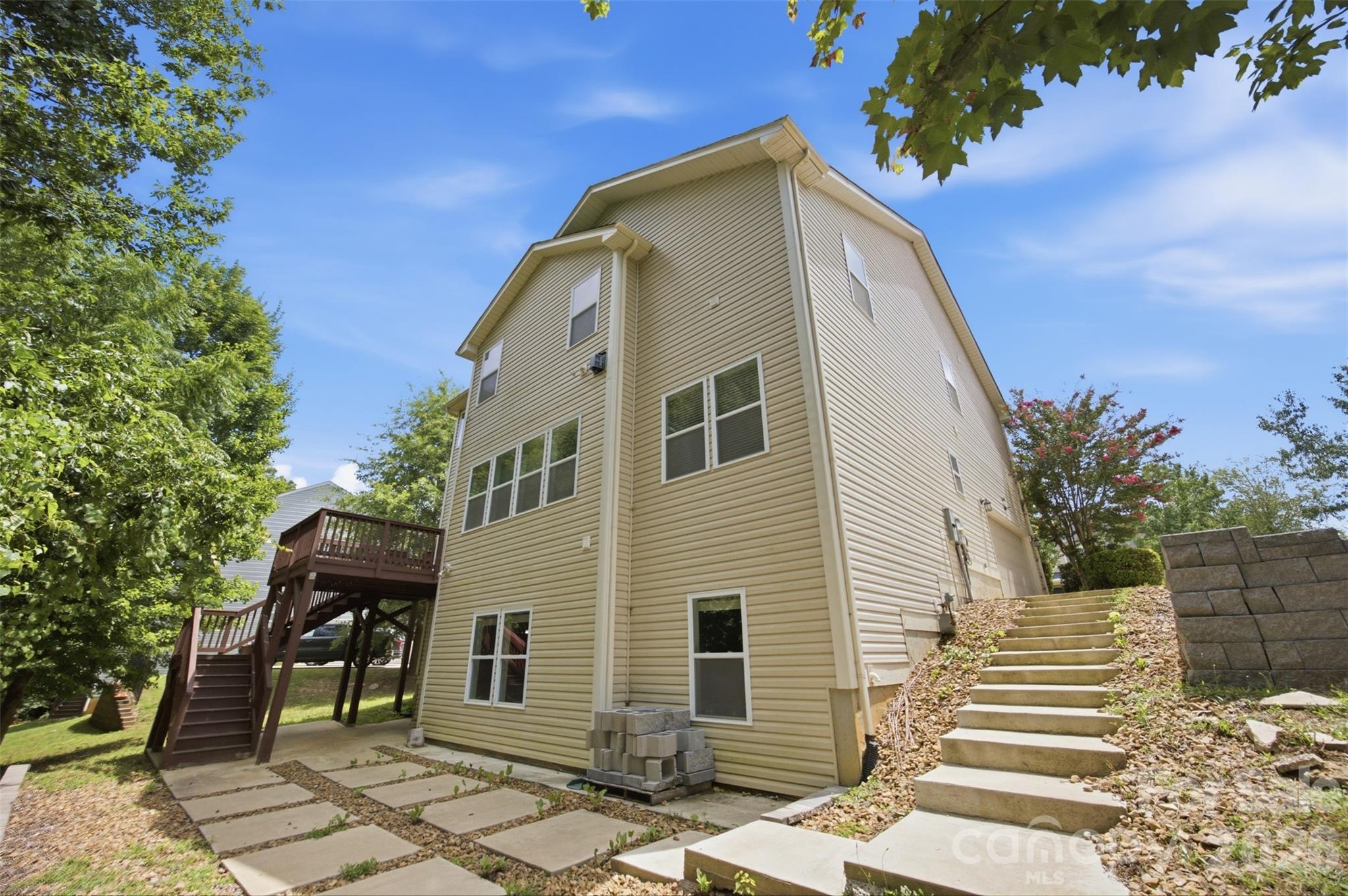 423 Fischer Road Property Photo 39
