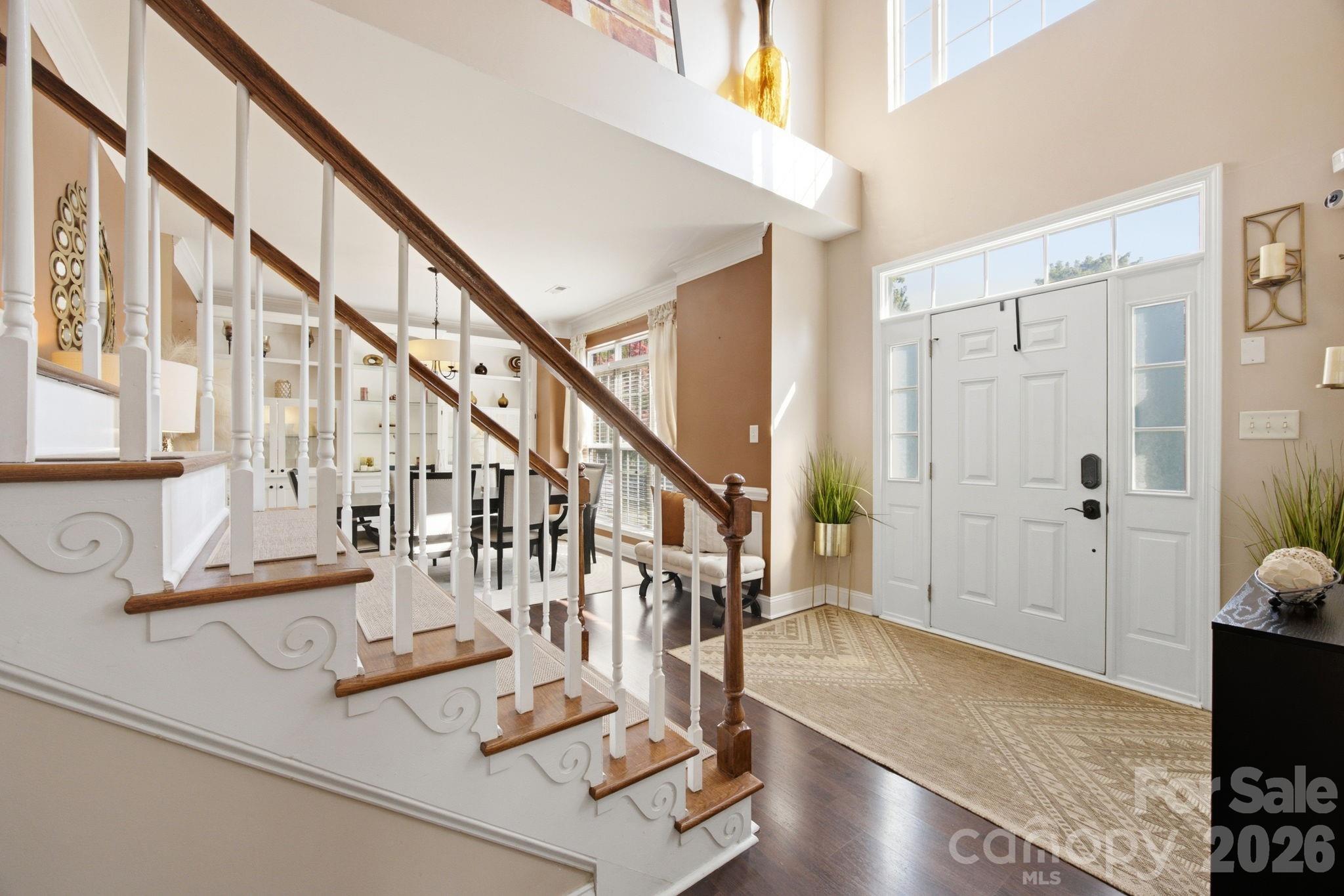 1946 Wilrose Place Property Photo 4