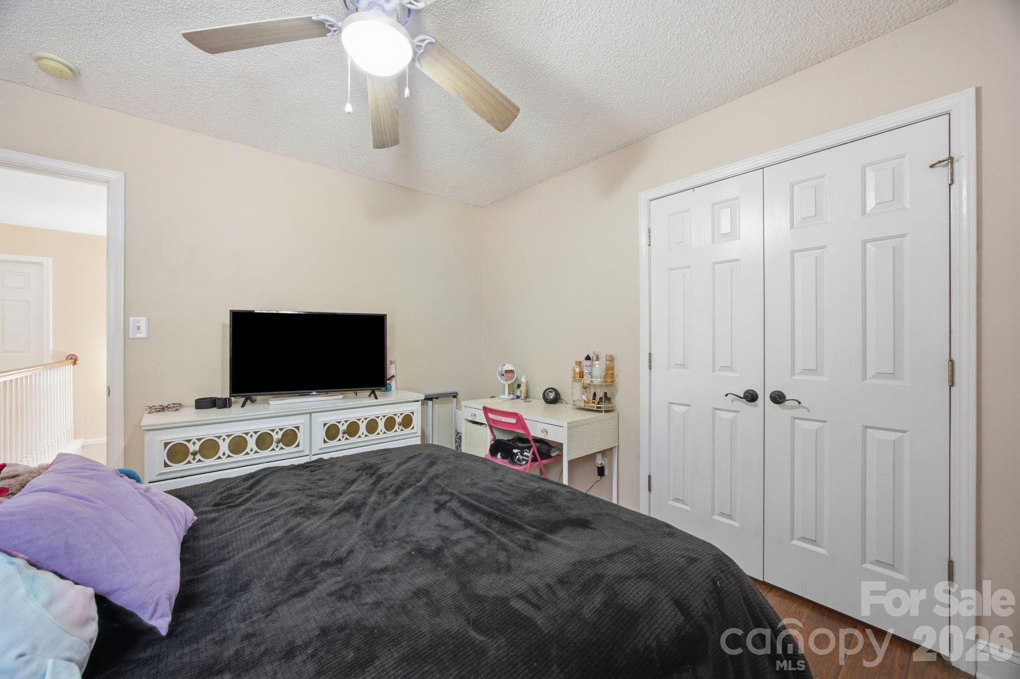 1946 Wilrose Place Property Photo 28