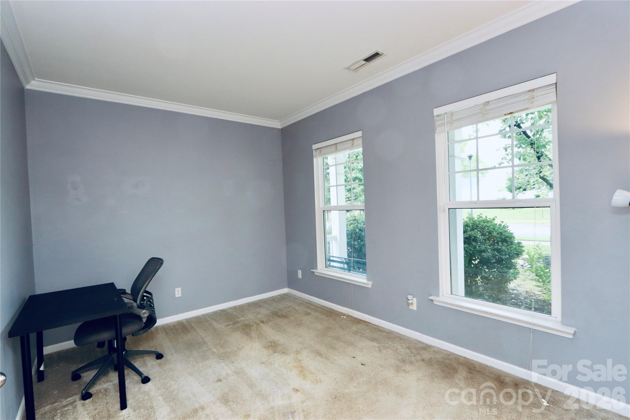 3586 Larkhaven Avenue Property Photo 4