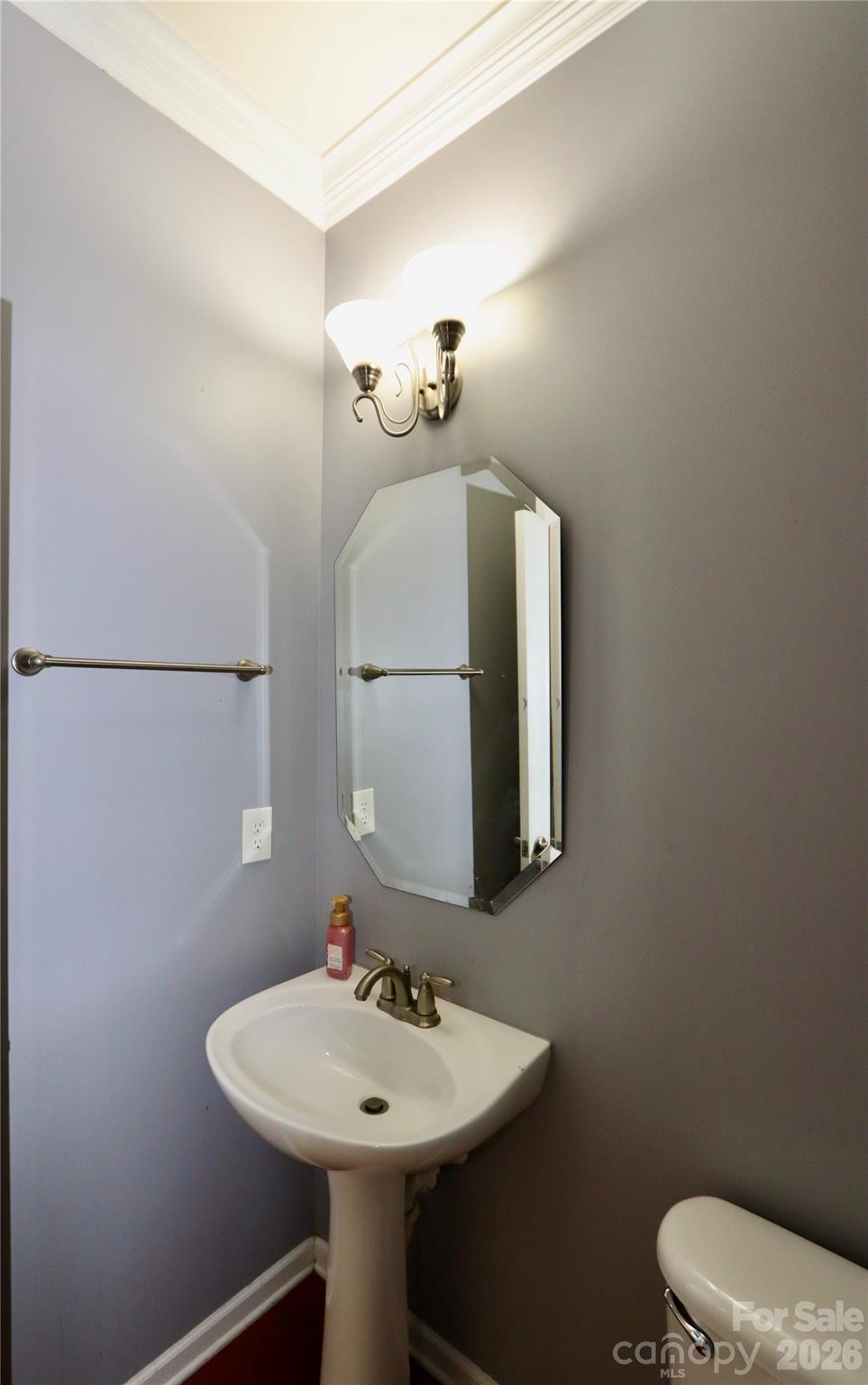 3586 Larkhaven Avenue Property Photo 16