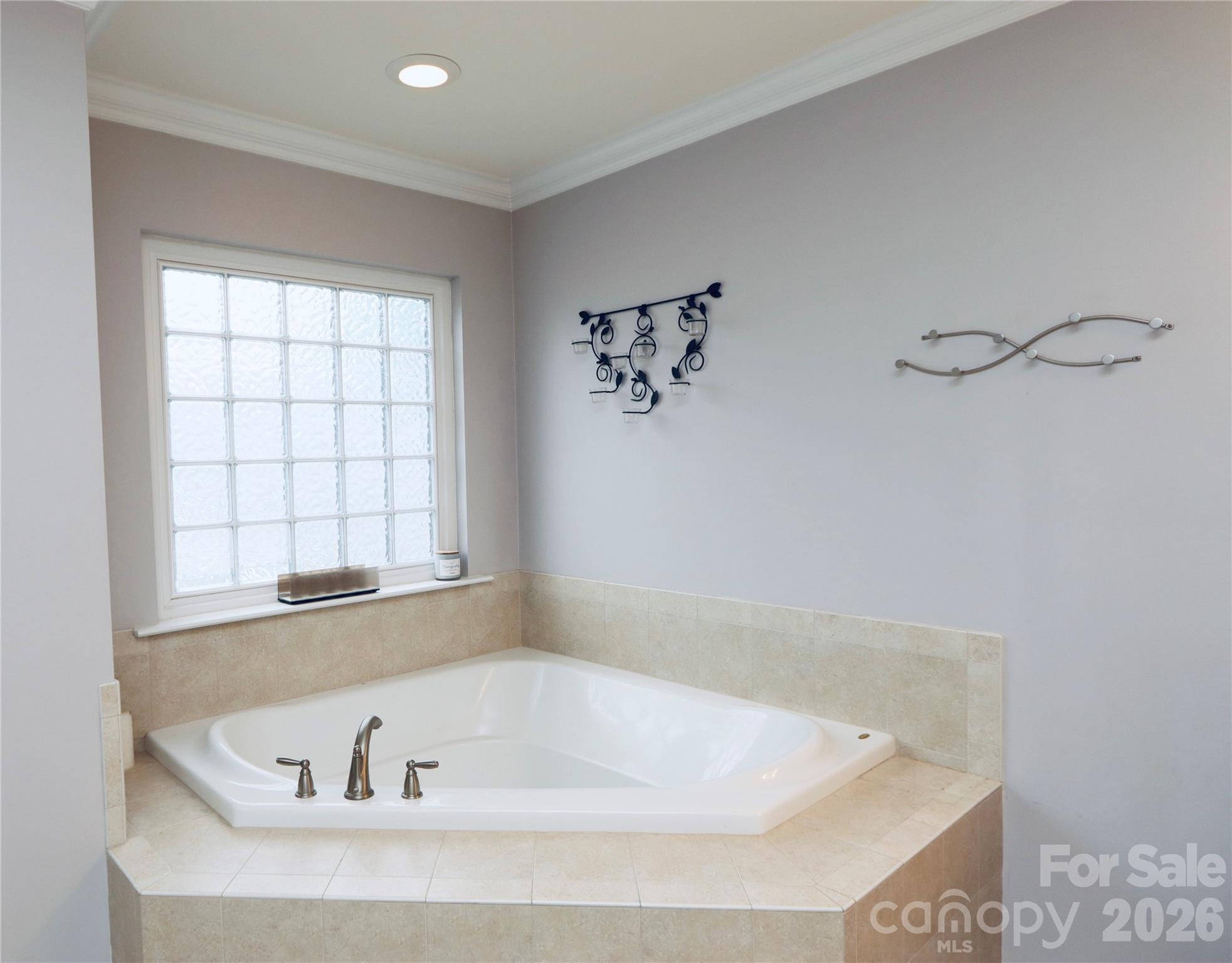 3586 Larkhaven Avenue Property Photo 20