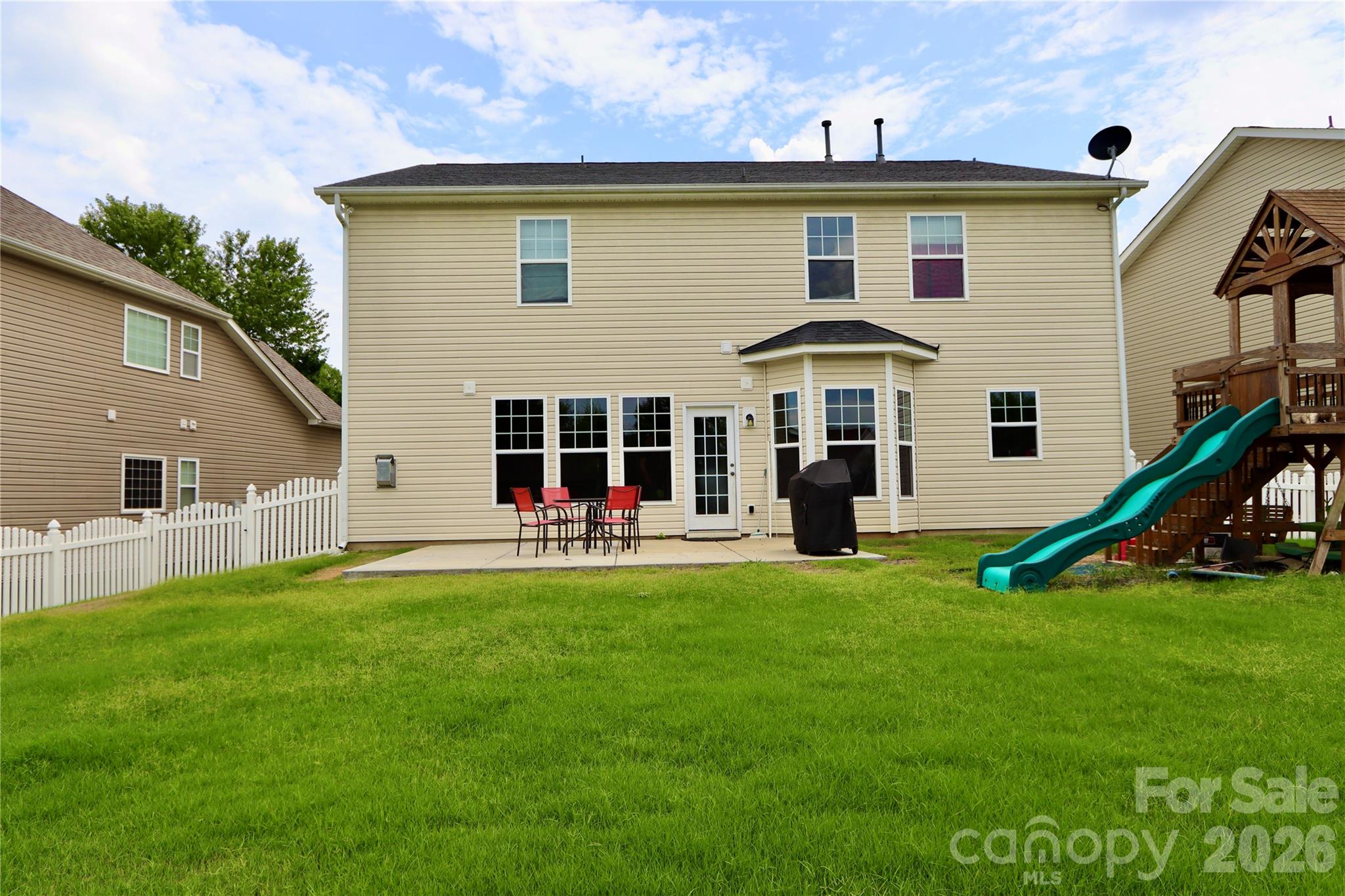 3586 Larkhaven Avenue Property Photo 35