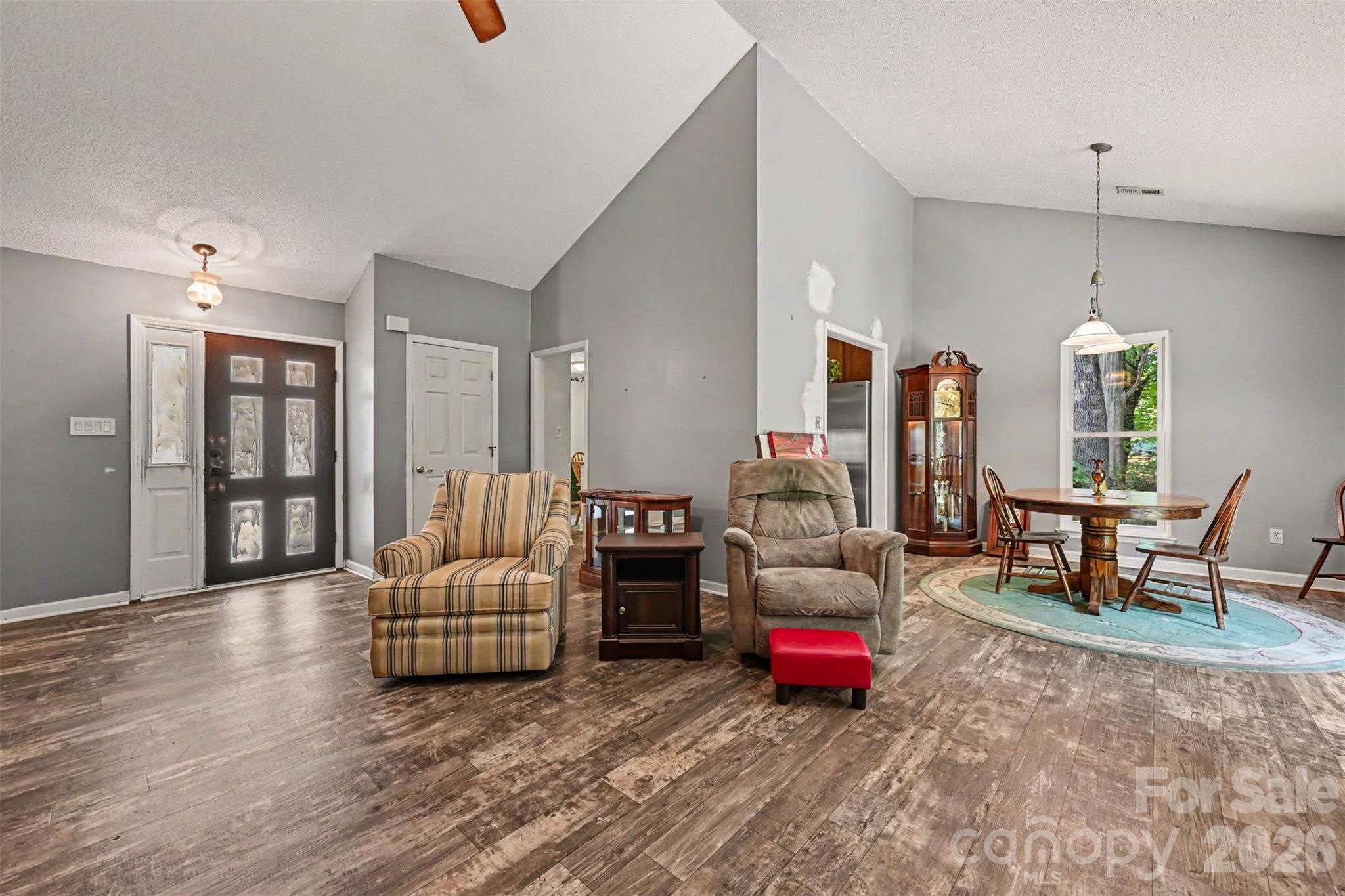 8410 Gidleigh Court Property Photo 6