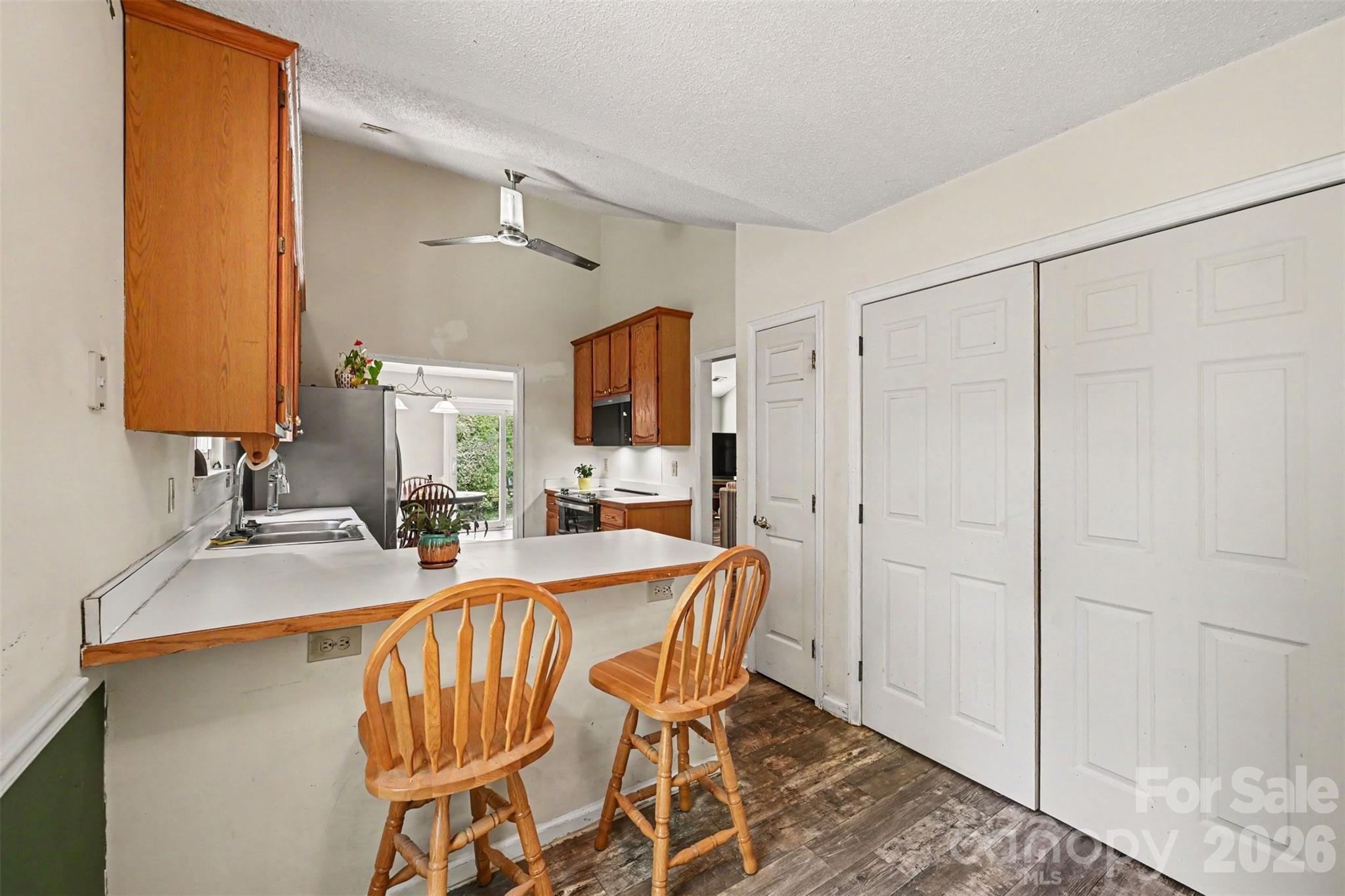 8410 Gidleigh Court Property Photo 17