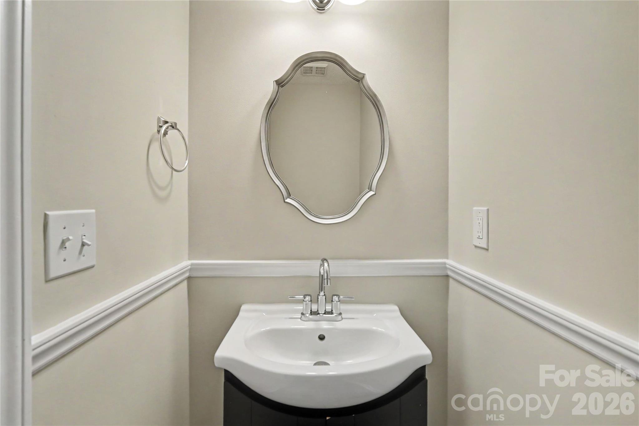 109 Fredericks Court Property Photo 8