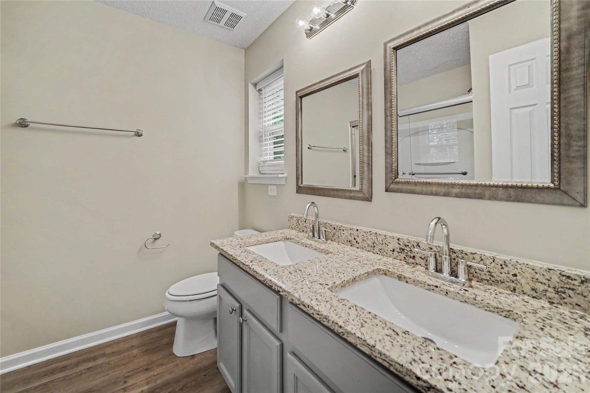 109 Fredericks Court Property Photo 11