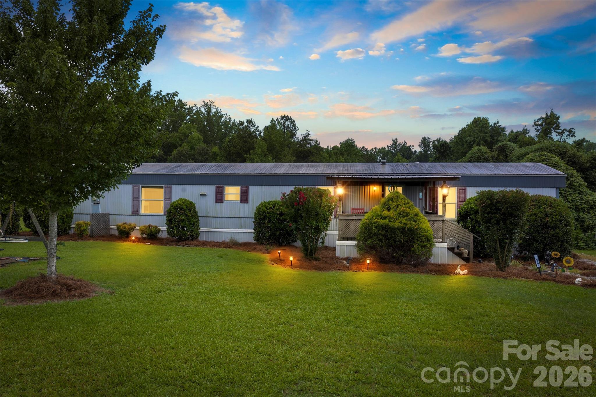 2143 Templeton Road Property Photo 1