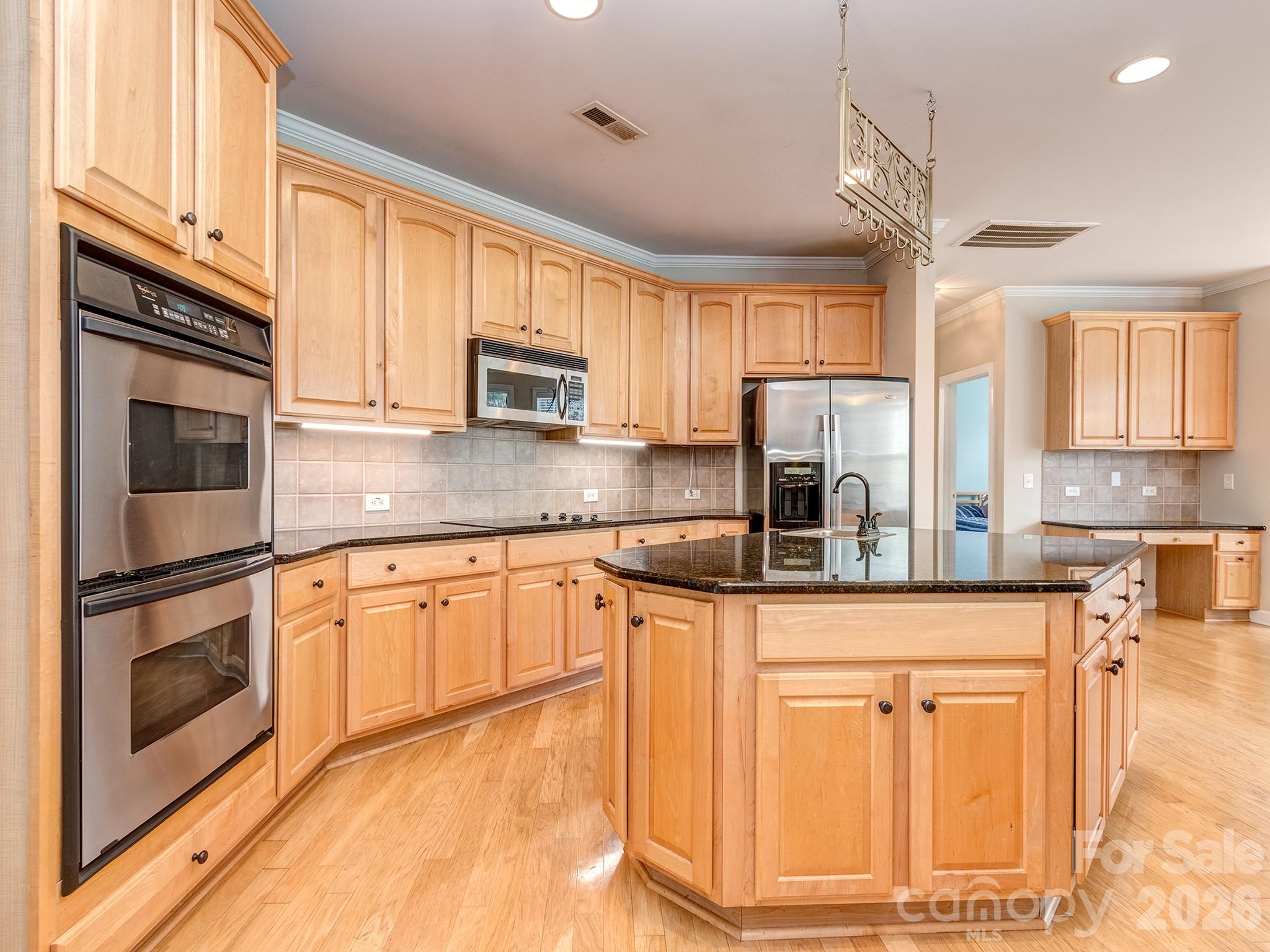 4027 Riseley Lane Property Photo 14