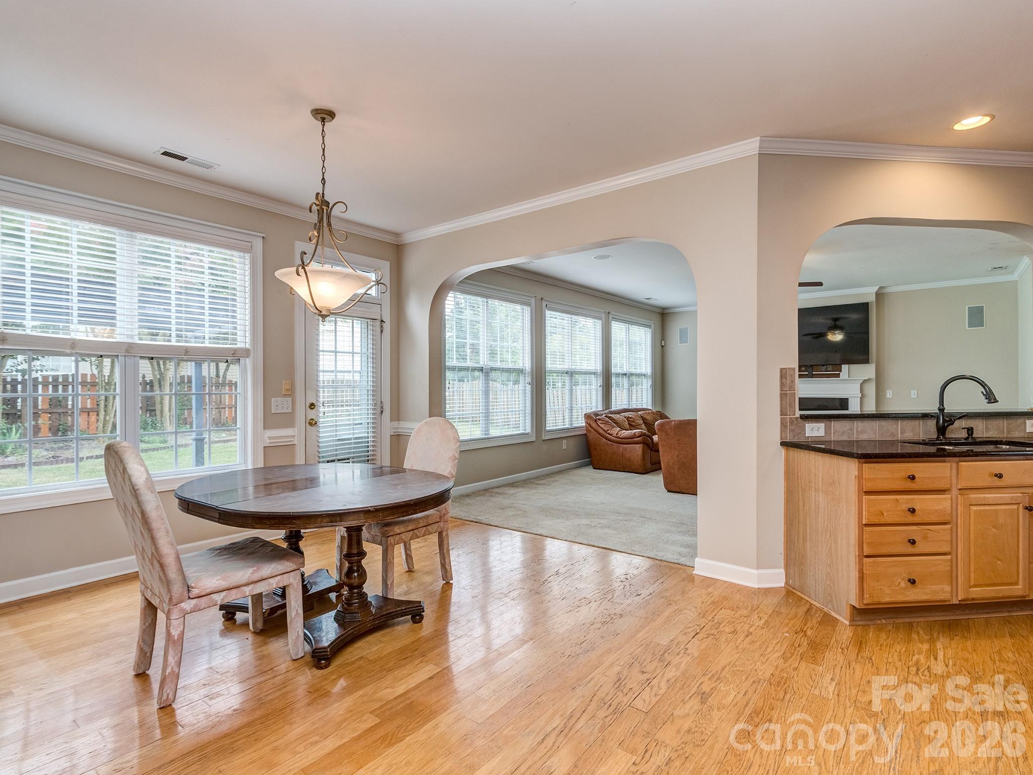 4027 Riseley Lane Property Photo 19
