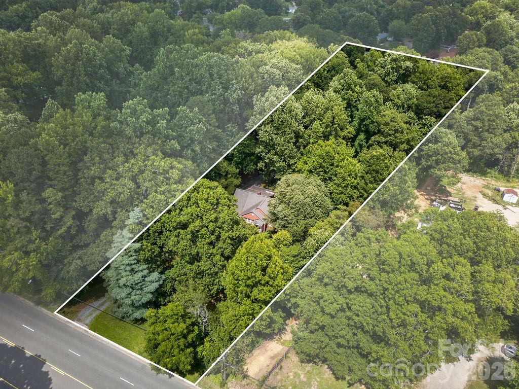 1822 W Sugar Creek Road Property Photo 6