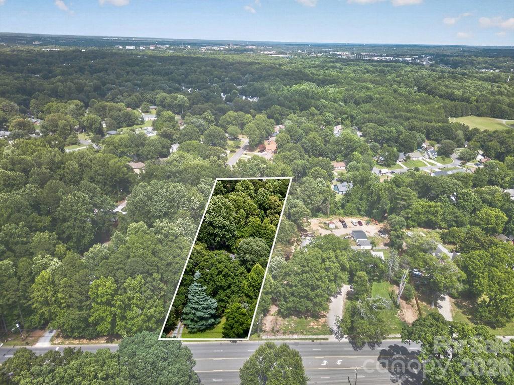 1822 W Sugar Creek Road Property Photo 7
