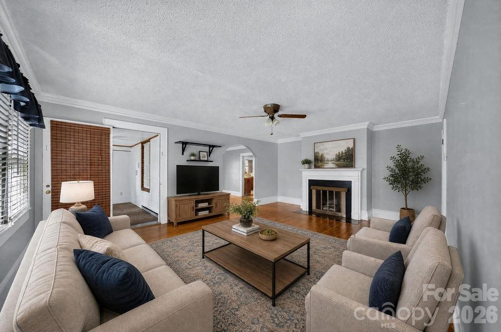 1822 W Sugar Creek Road Property Photo 12