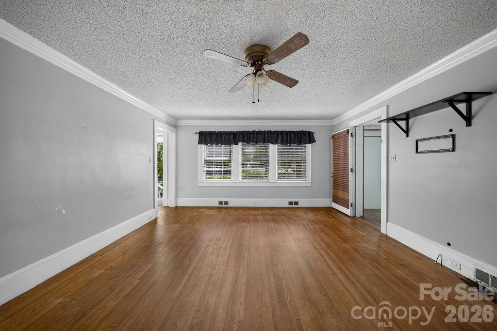 1822 W Sugar Creek Road Property Photo 18