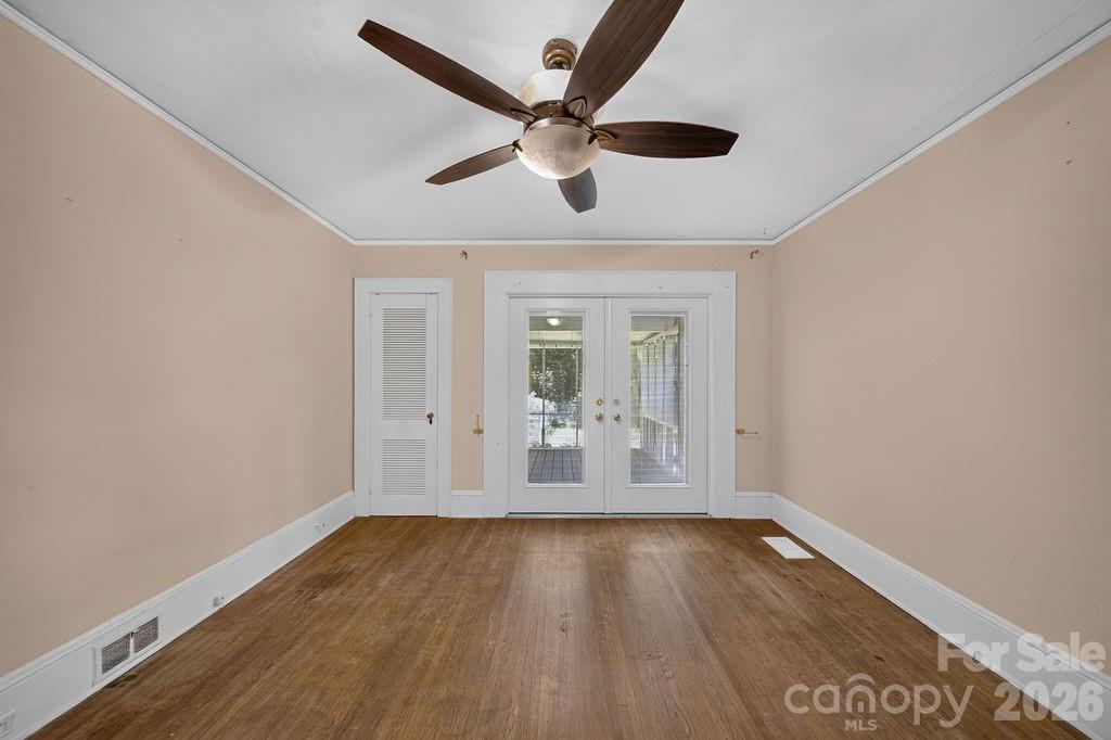 1822 W Sugar Creek Road Property Photo 20