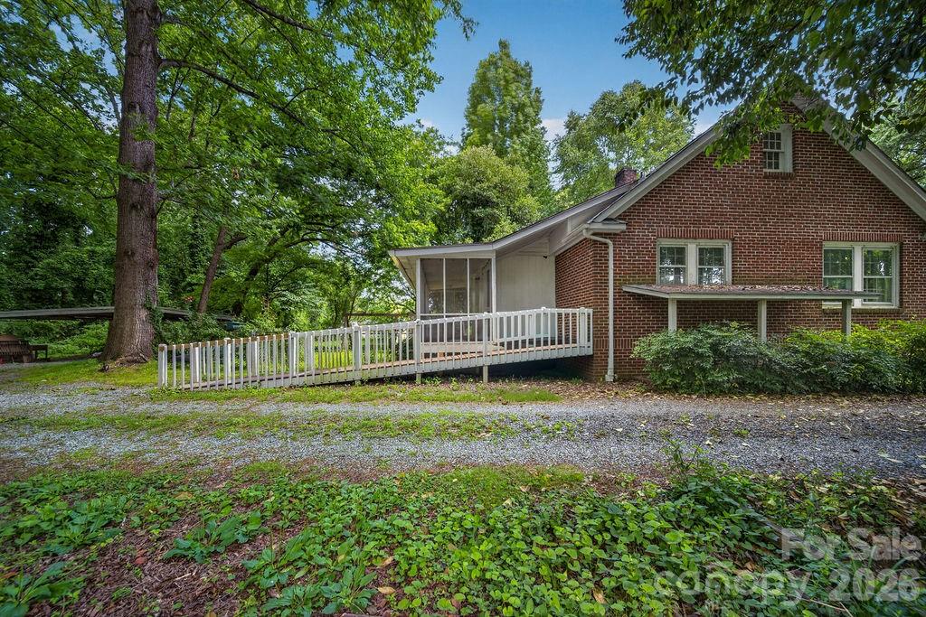 1822 W Sugar Creek Road Property Photo 38