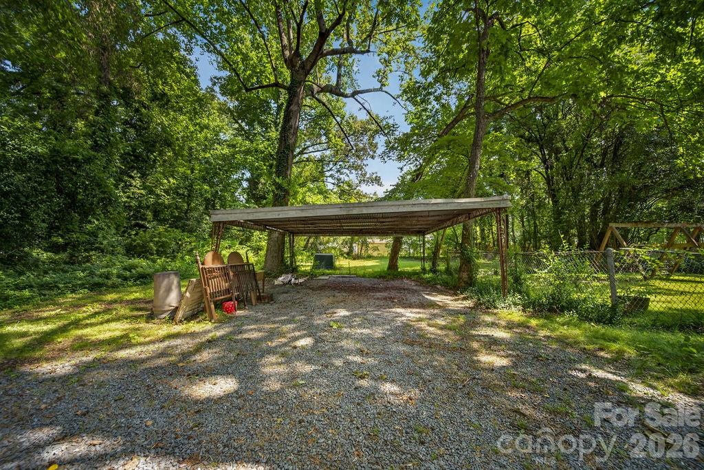 1822 W Sugar Creek Road Property Photo 43