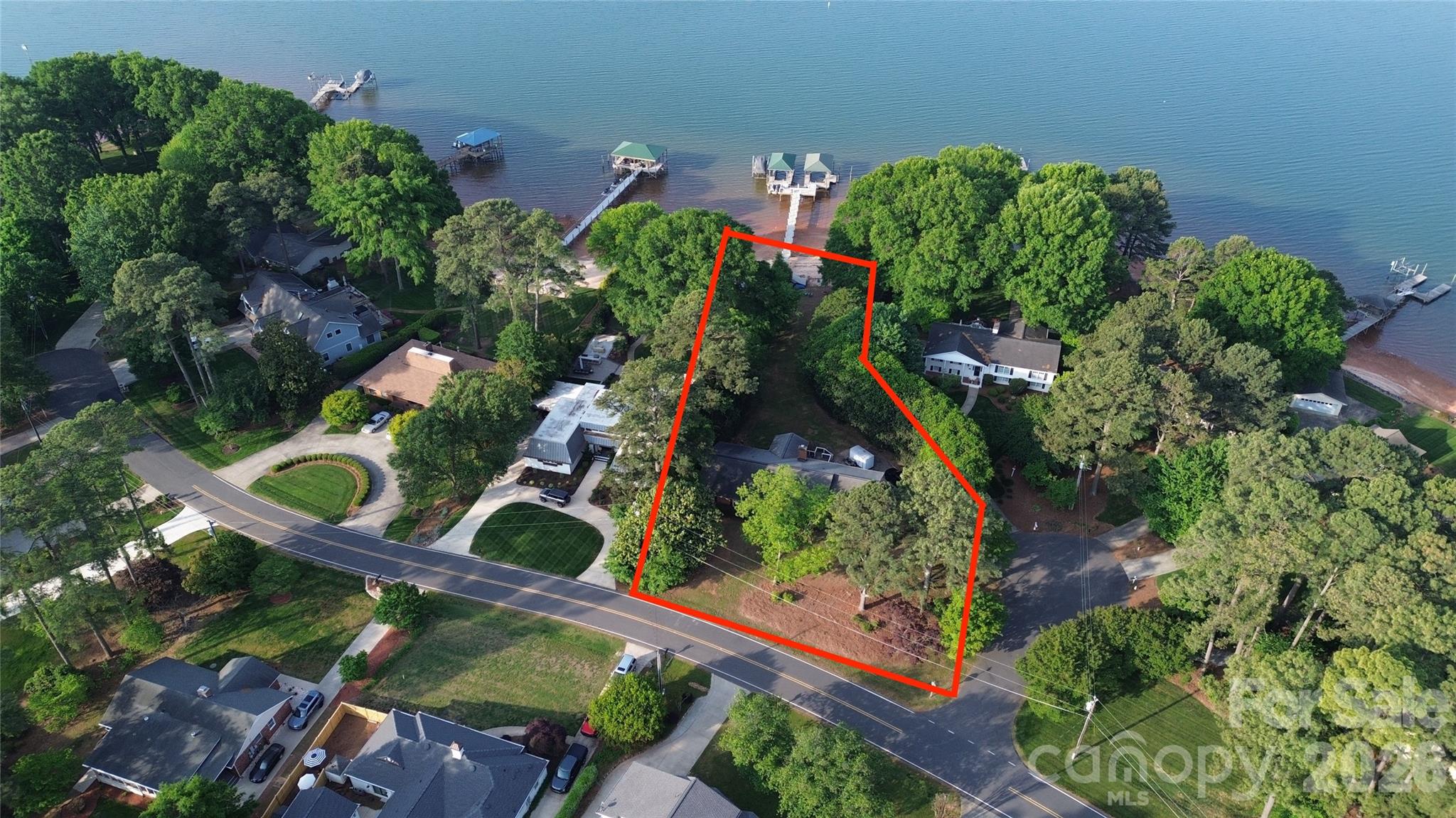 704 Isle Of Pines Road Property Photo 2