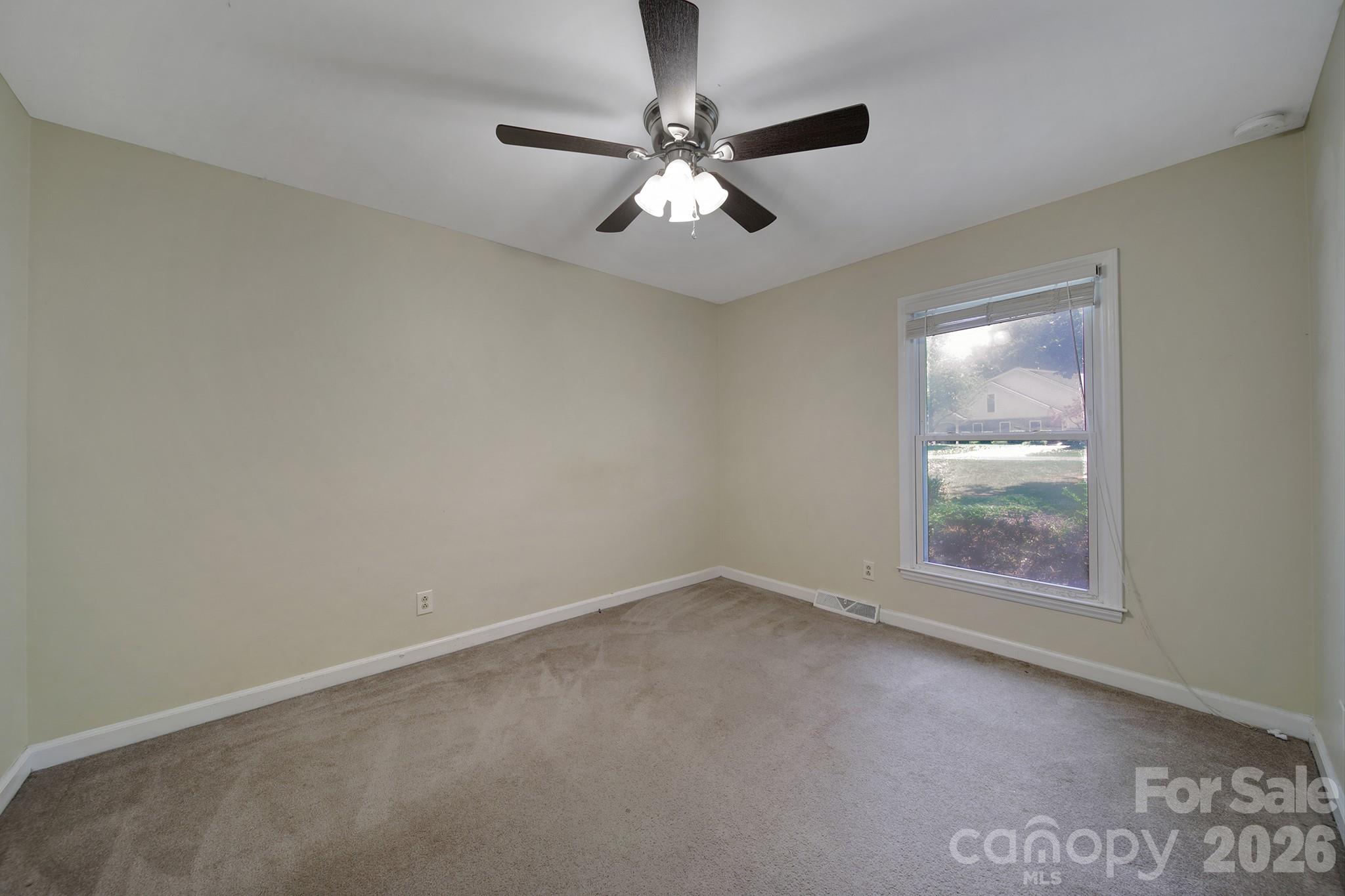 704 Isle Of Pines Road Property Photo 14