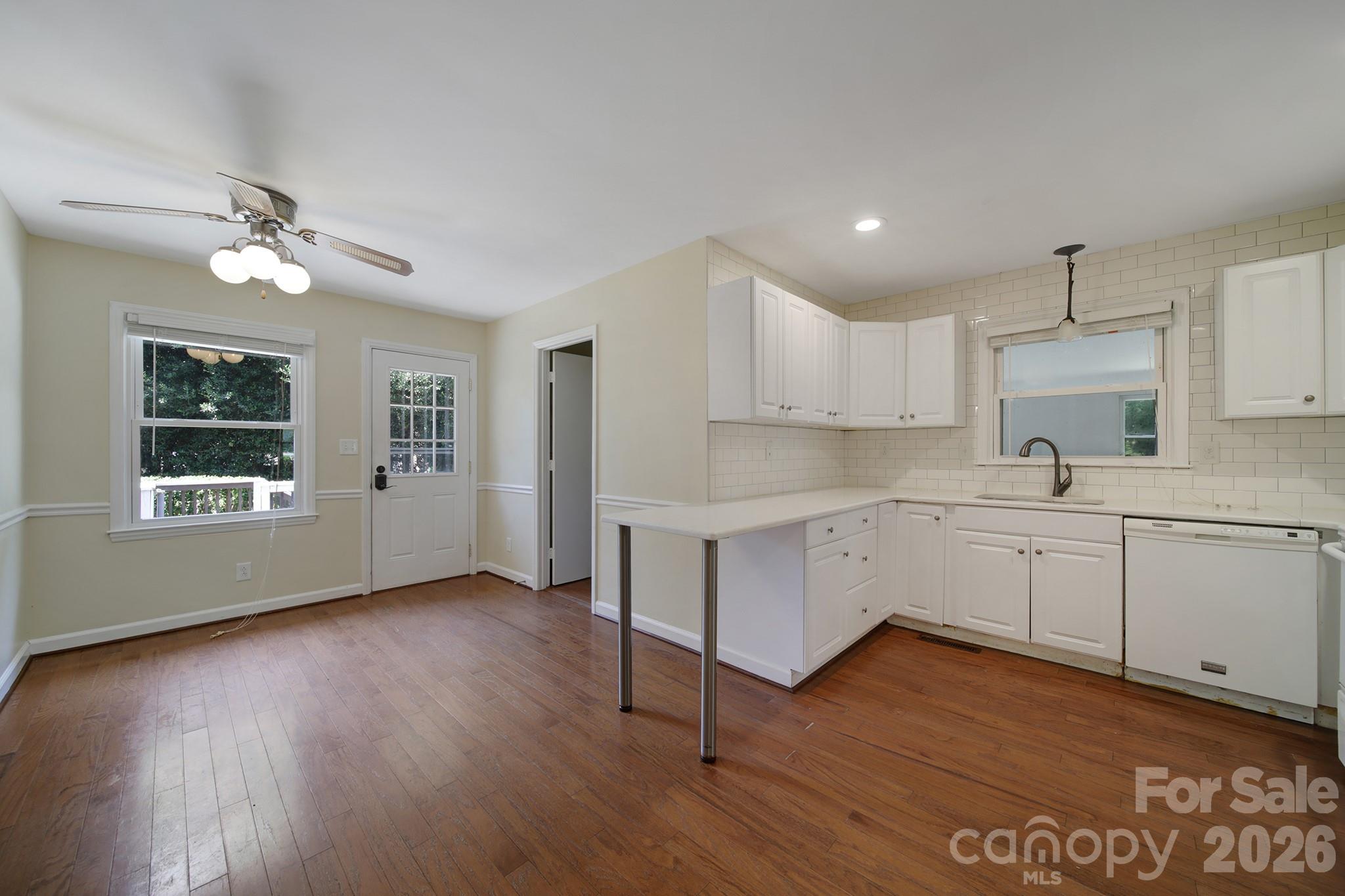704 Isle Of Pines Road Property Photo 24