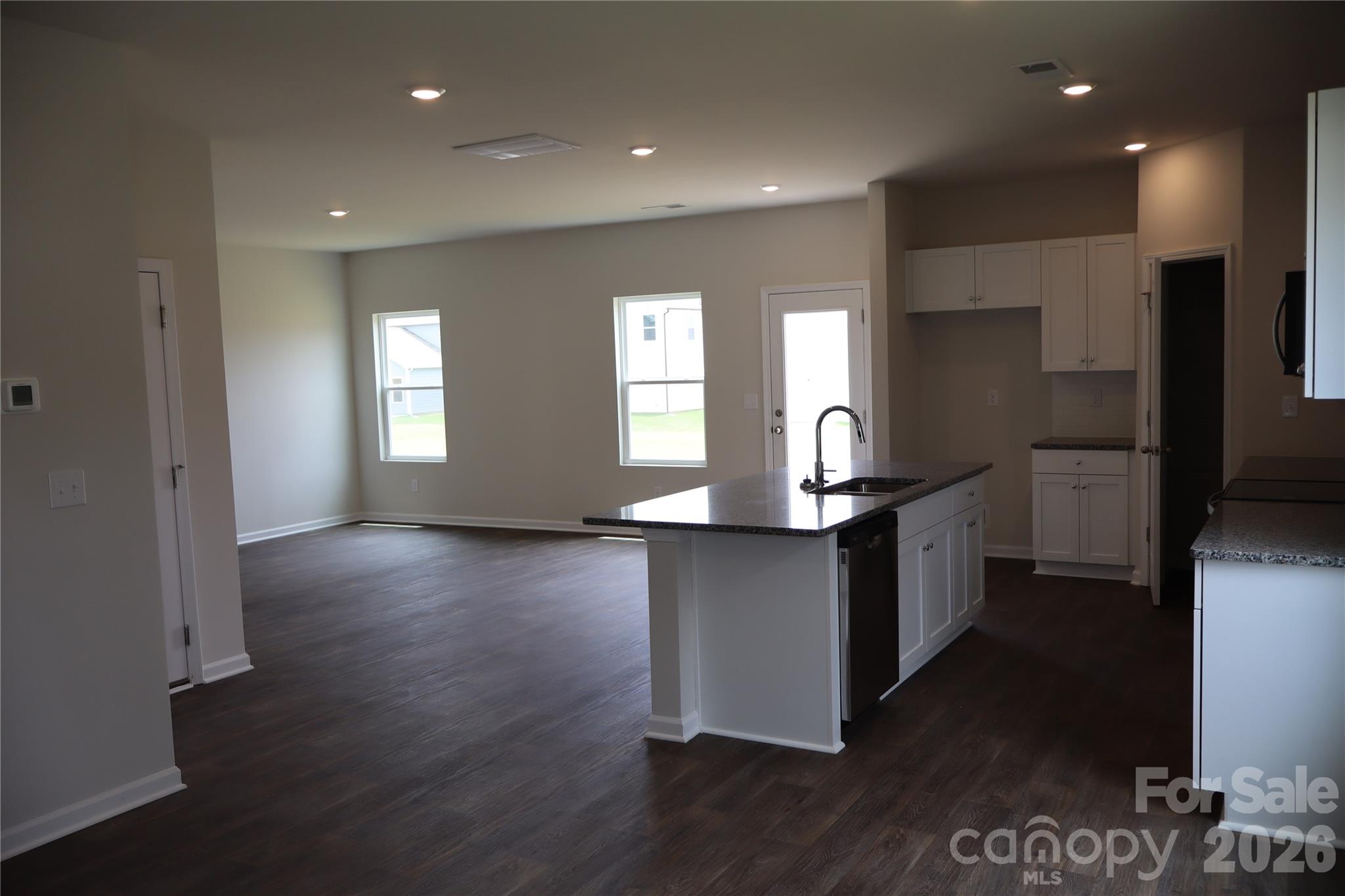 1240 Marble Passage Property Photo 4