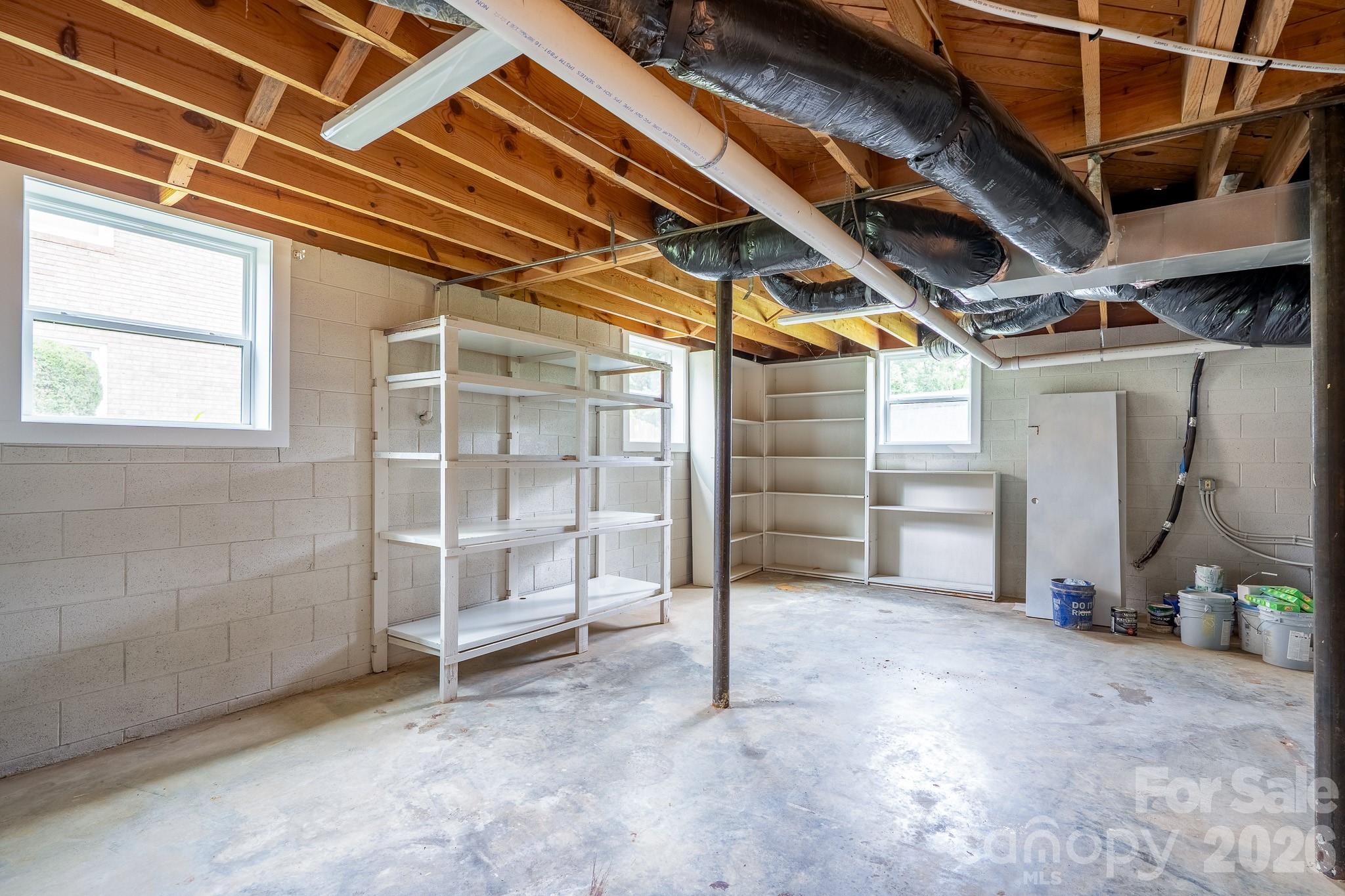719 Forest Street Property Photo 24