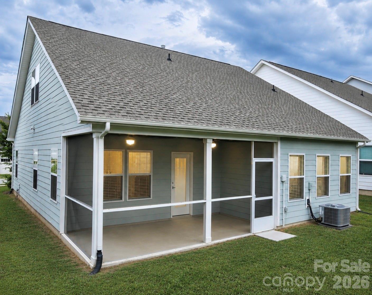 26019 Appleyard Court Property Photo 15