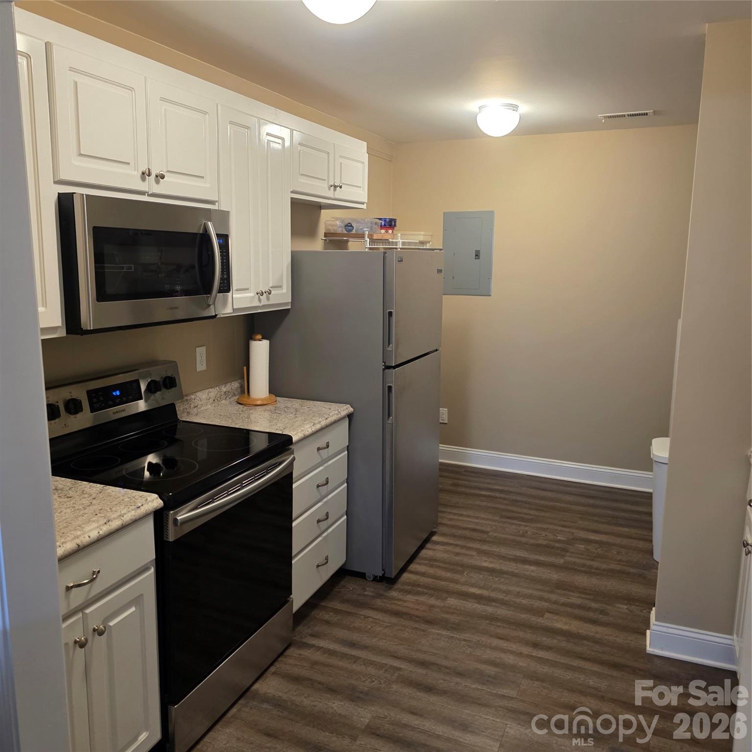 6901 Potter Road 2 Property Photo 24