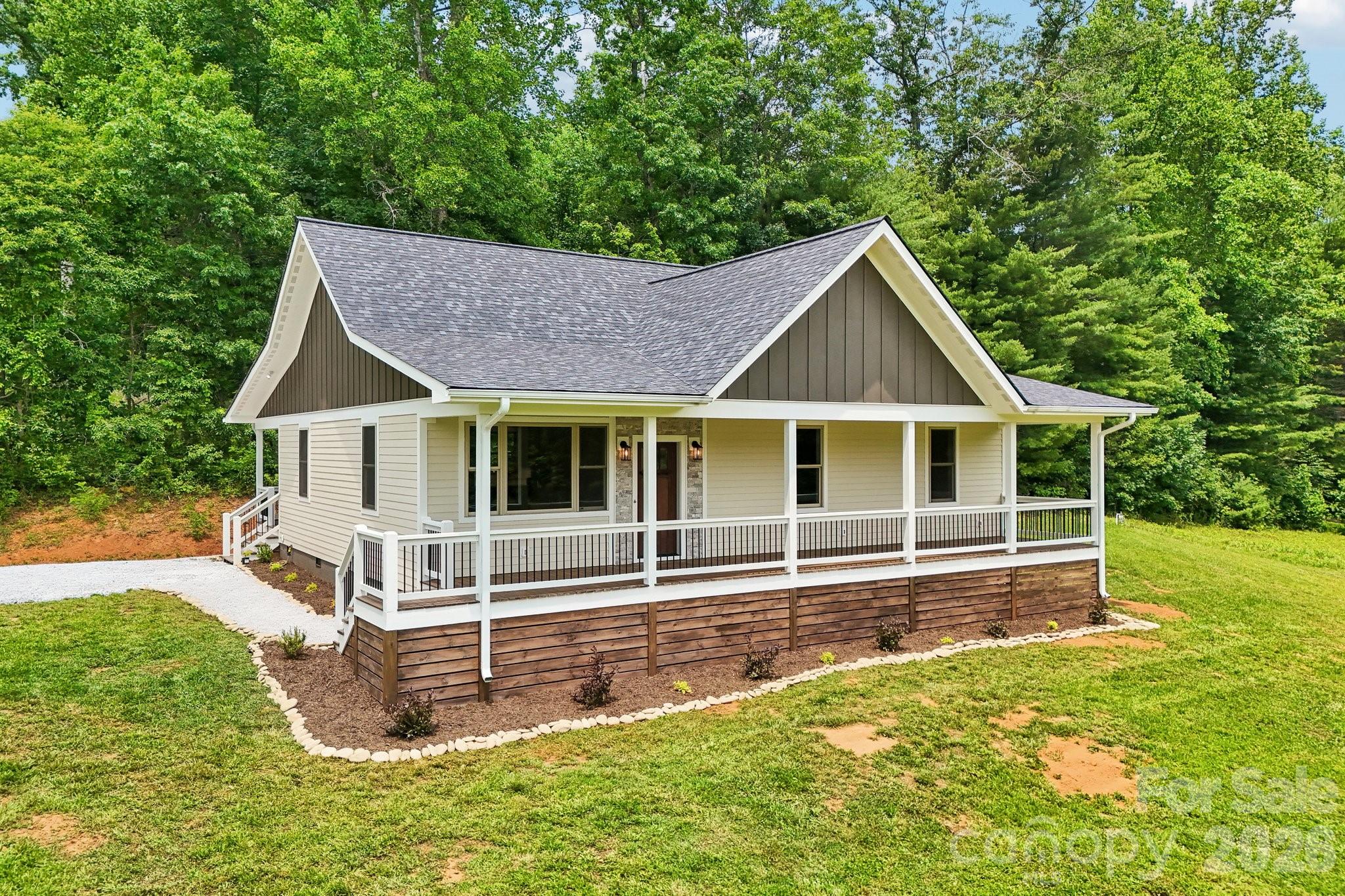 246 Appalachian Retreat None Property Photo 1