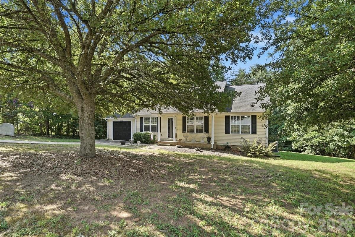 4089 Fallen Pine Road Property Photo 4