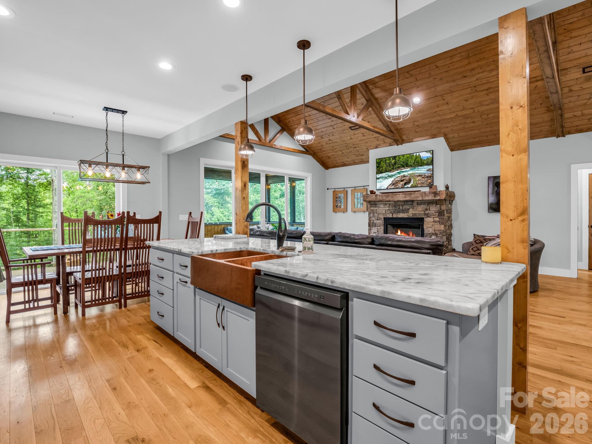 617 South Cove Road Property Photo 13
