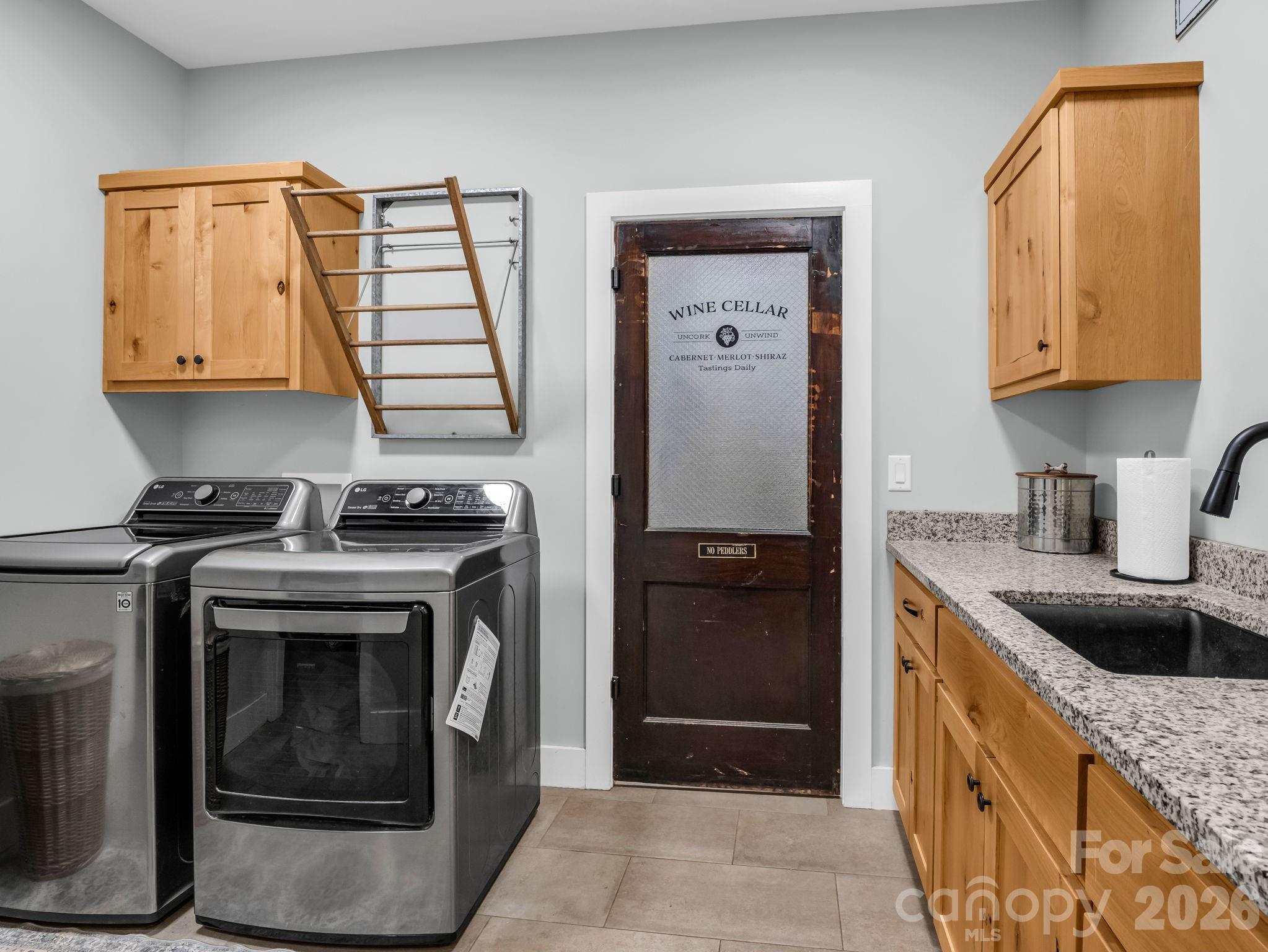 617 South Cove Road Property Photo 19