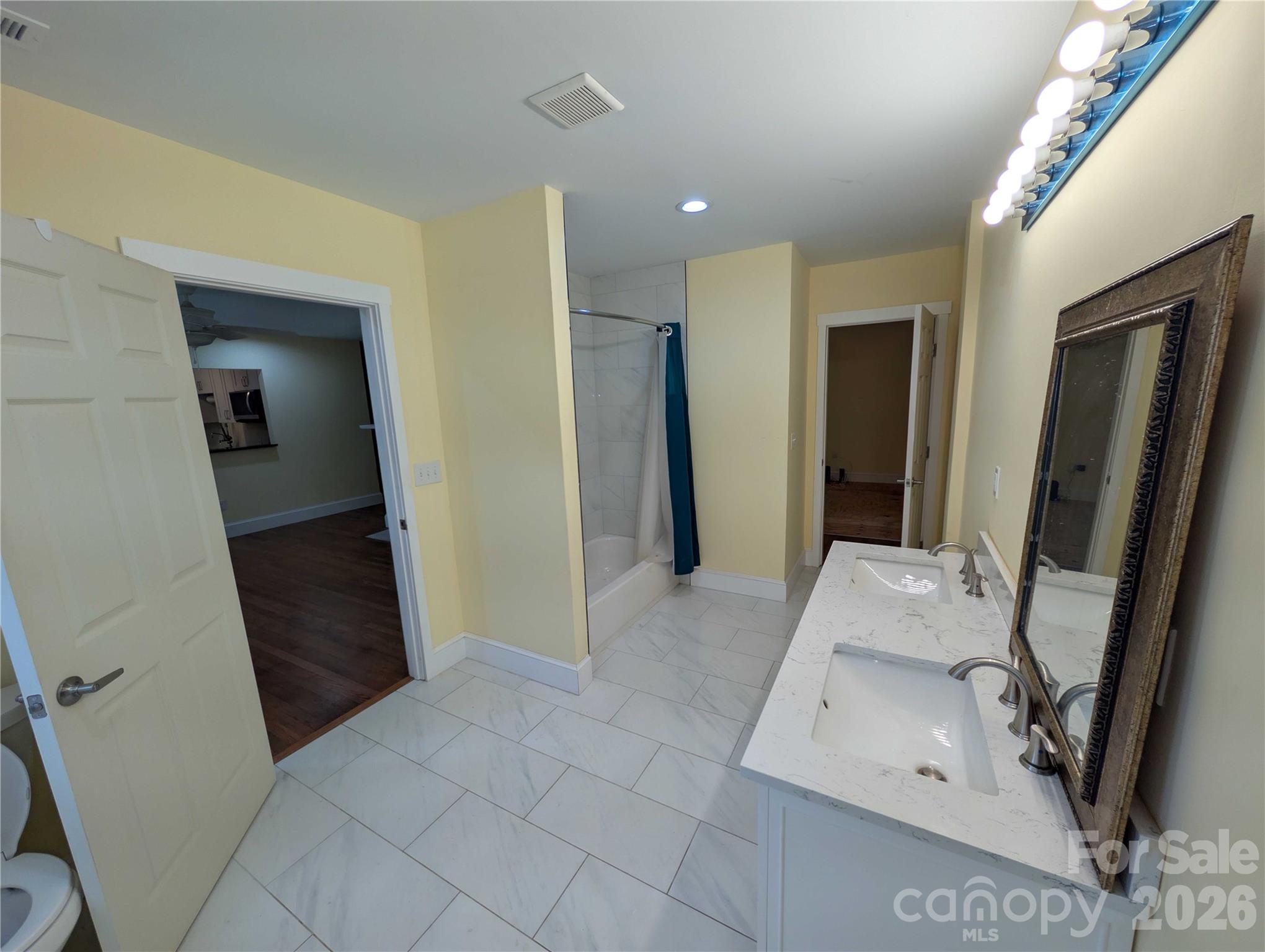 542 Stegall Street Property Photo 9