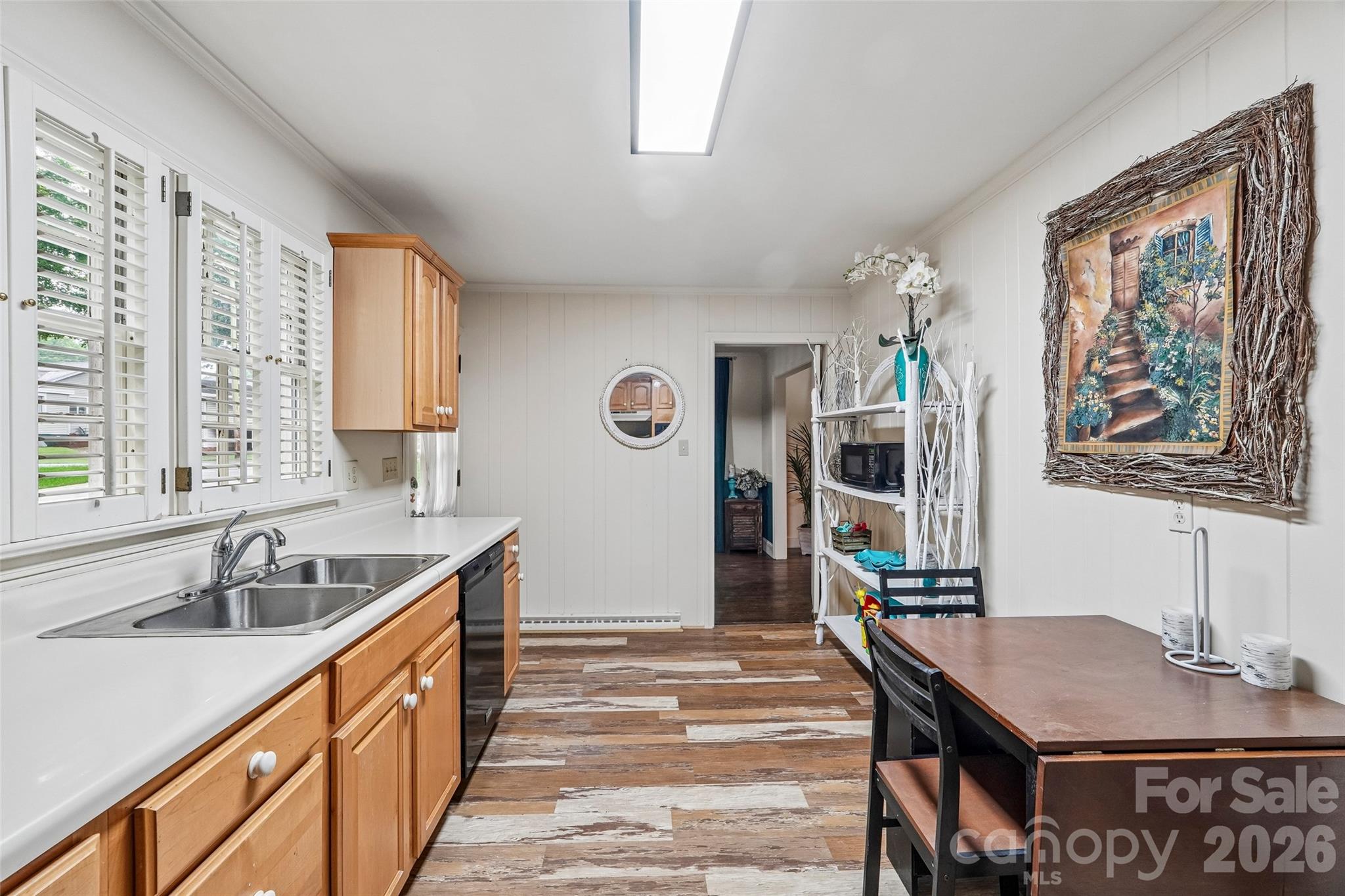 514 Lakeside Drive Property Photo 13